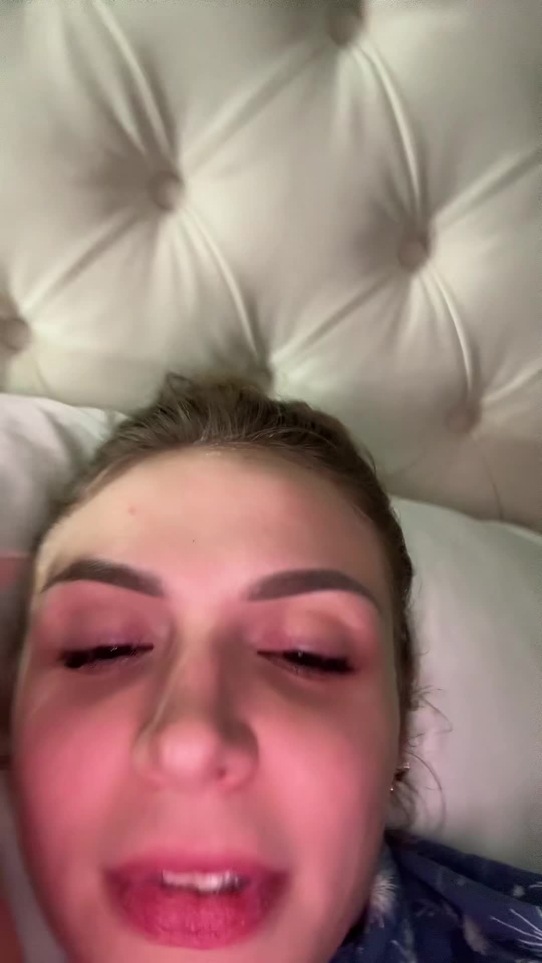 @niki&nicole