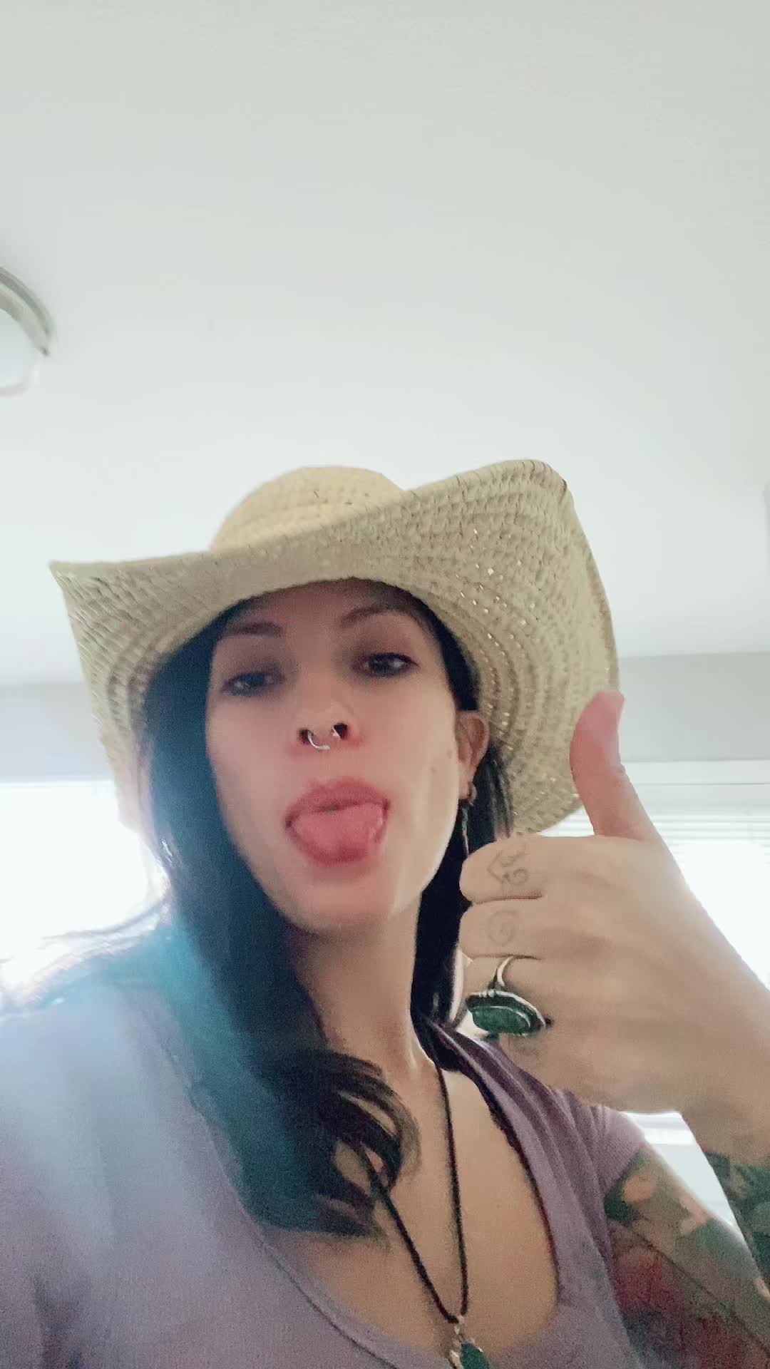 @chiyoeyerah