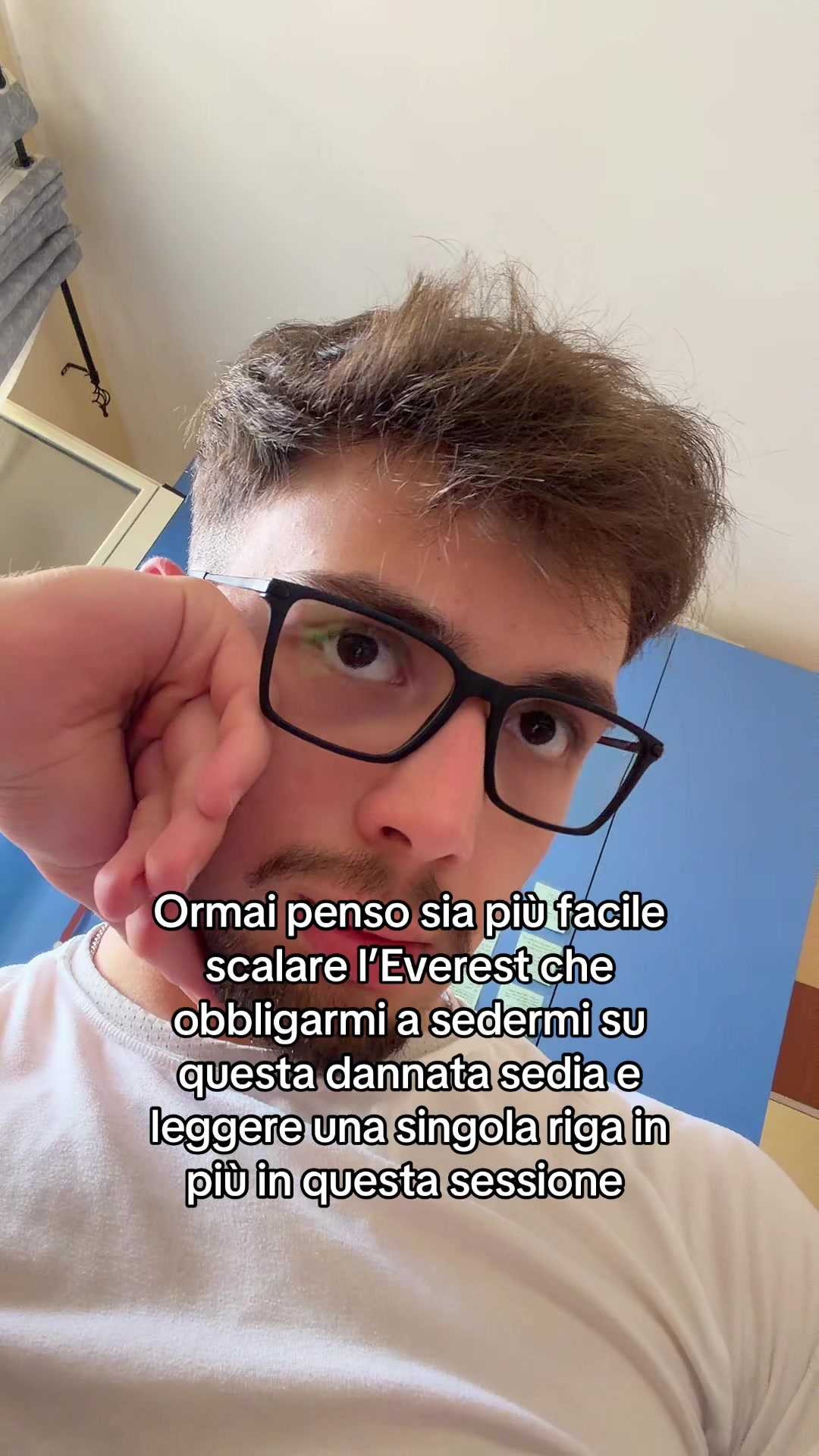 @andreeises