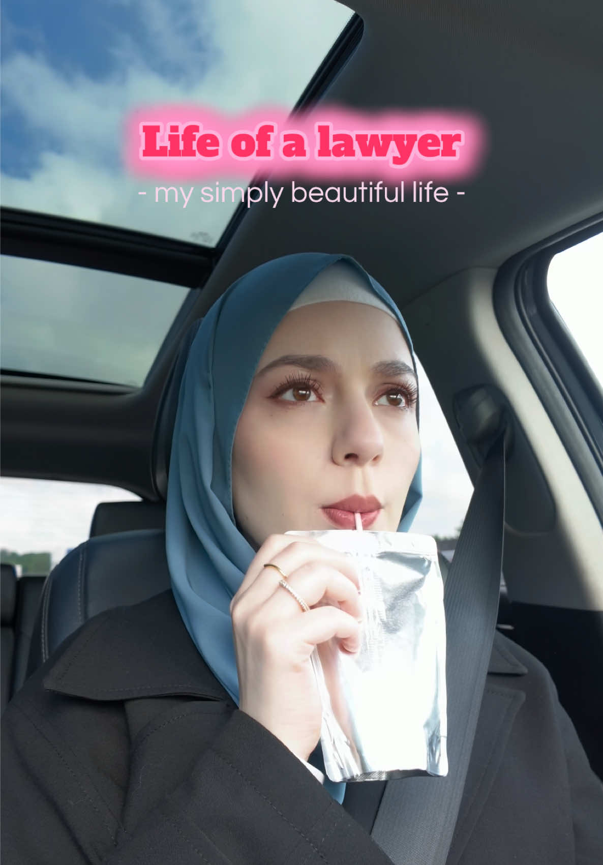 @Kübra 🦋 | Creator & Lawyer