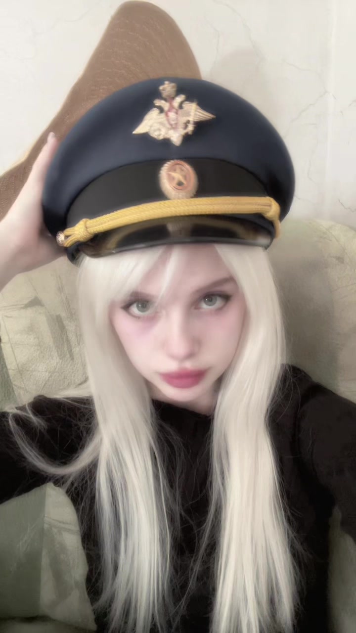 @недовольна