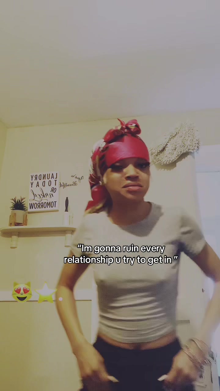 @myyriyah