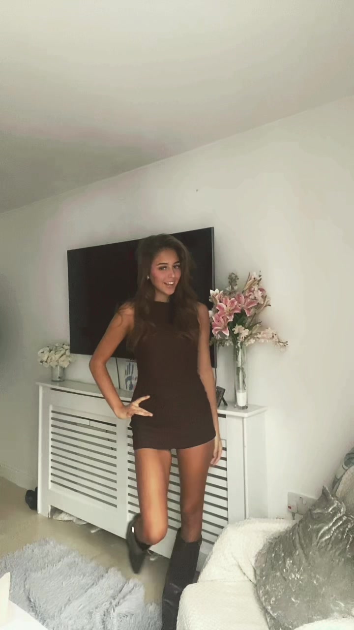 @𝑹𝒖𝒃𝒚𝑬𝒍𝒍𝒂