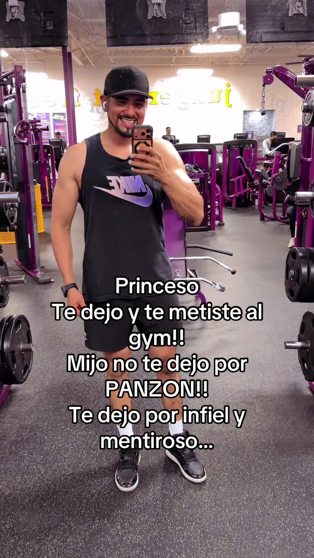 @El Señor Sonrisas.