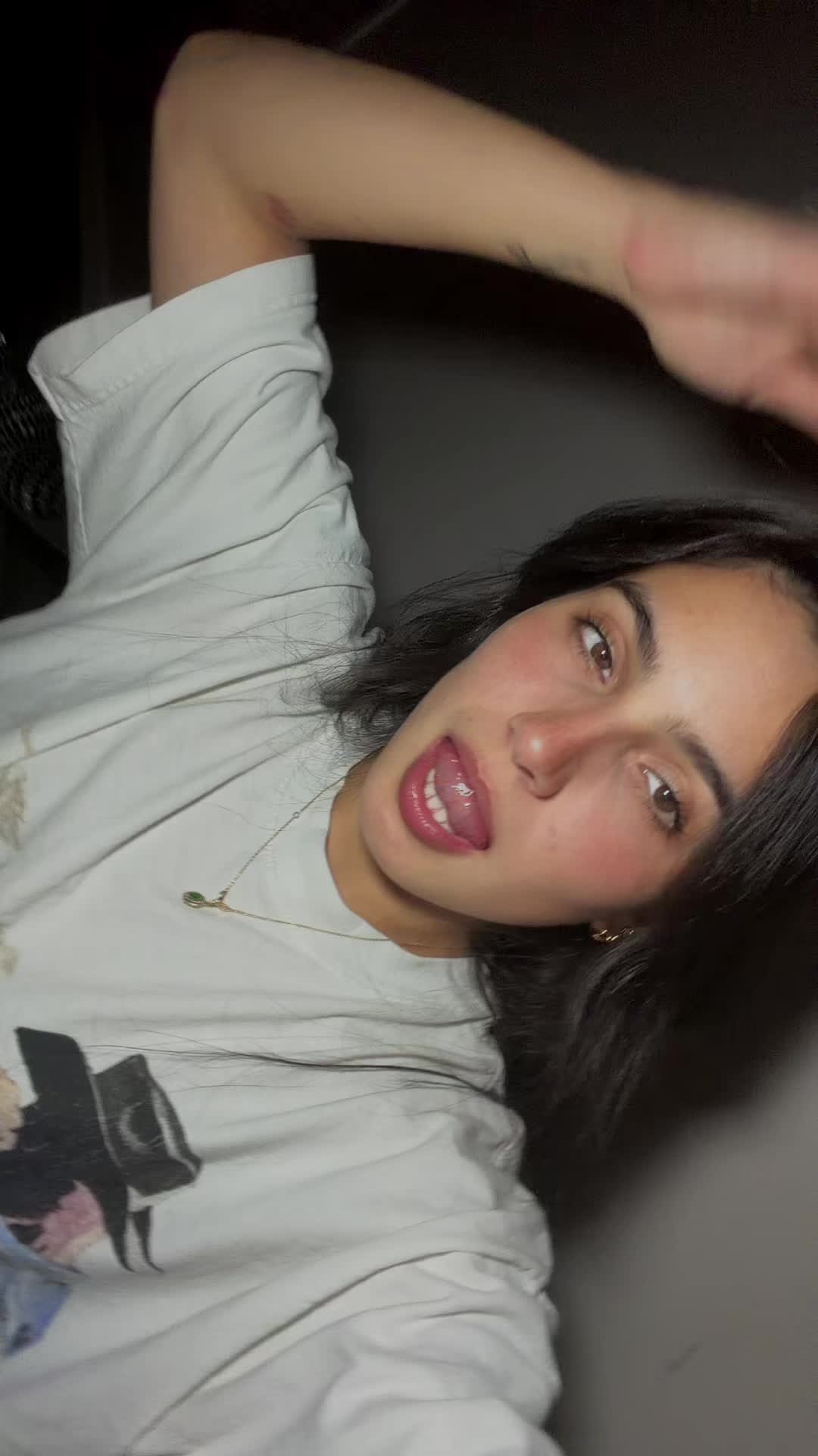 @Pelinegra