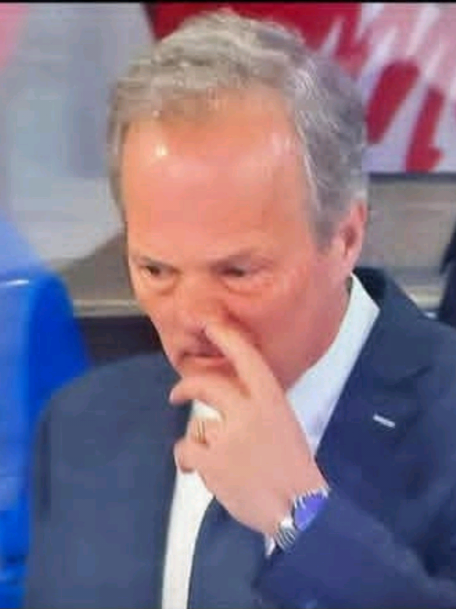 @Philippe