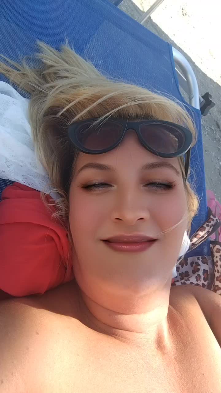 @bennytarot81
