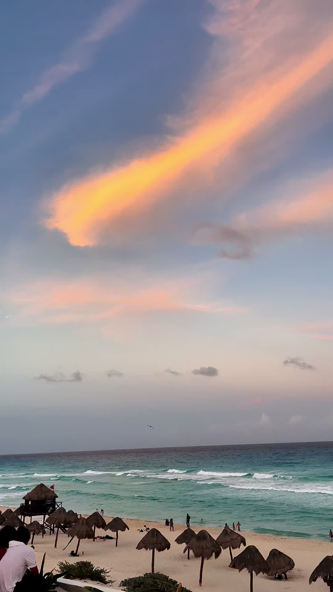 @Naomi | Travel | Wellness