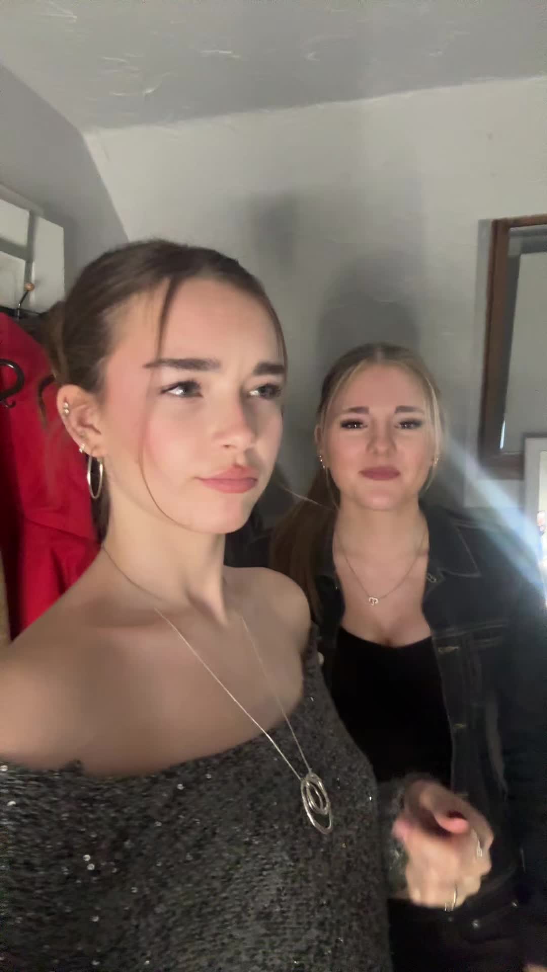 @Sophie