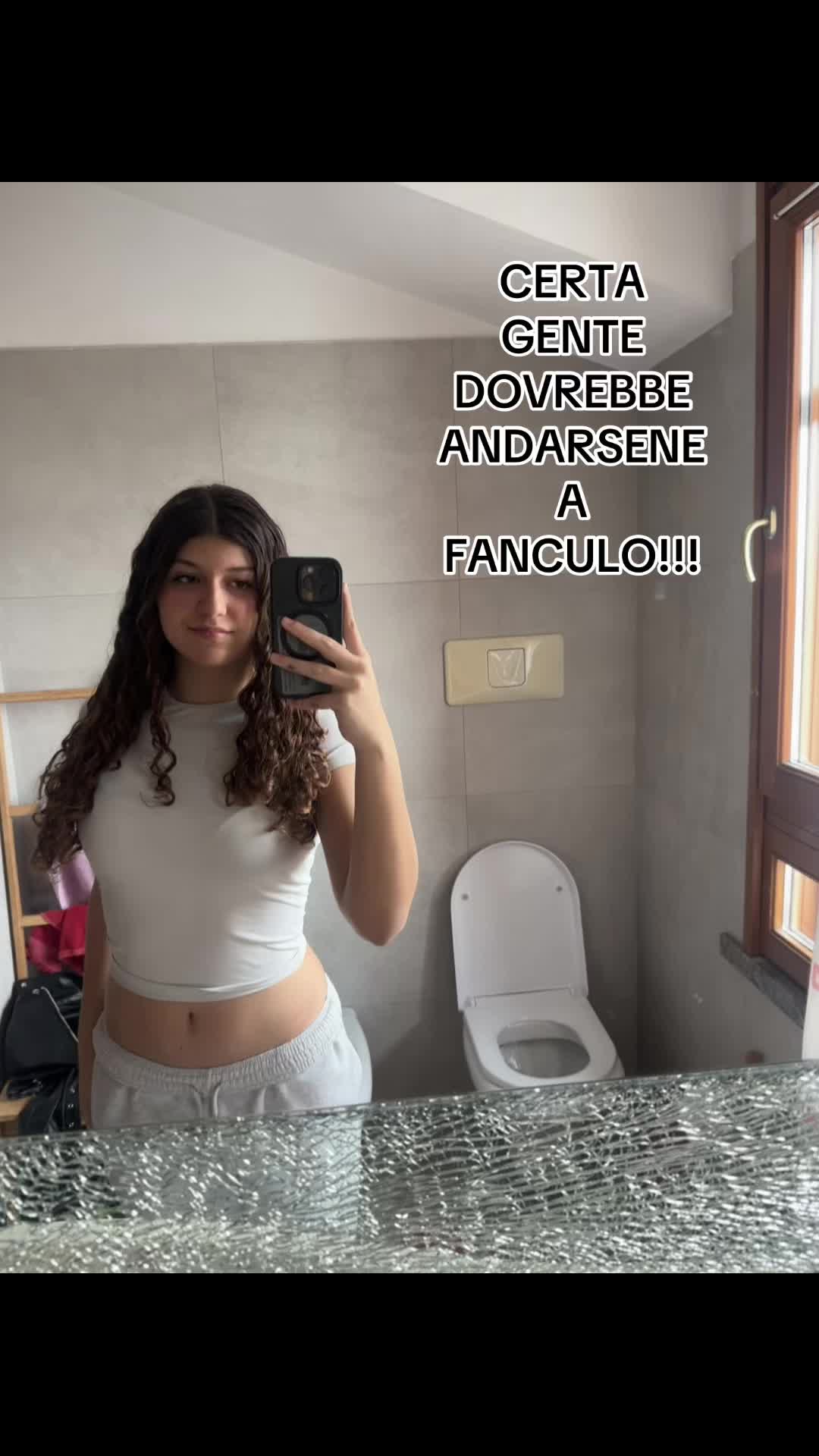@𝓥𝓲𝓸𝓵𝓪 🎀