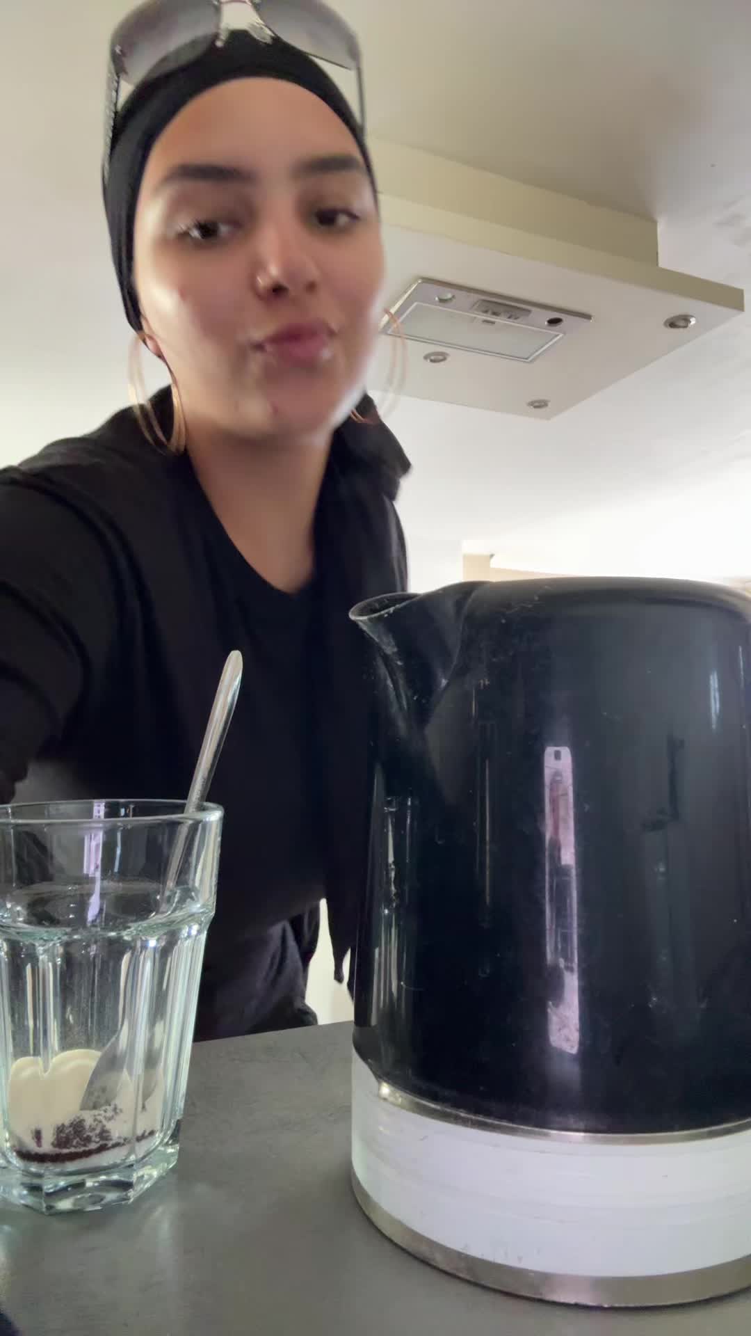 @dendé