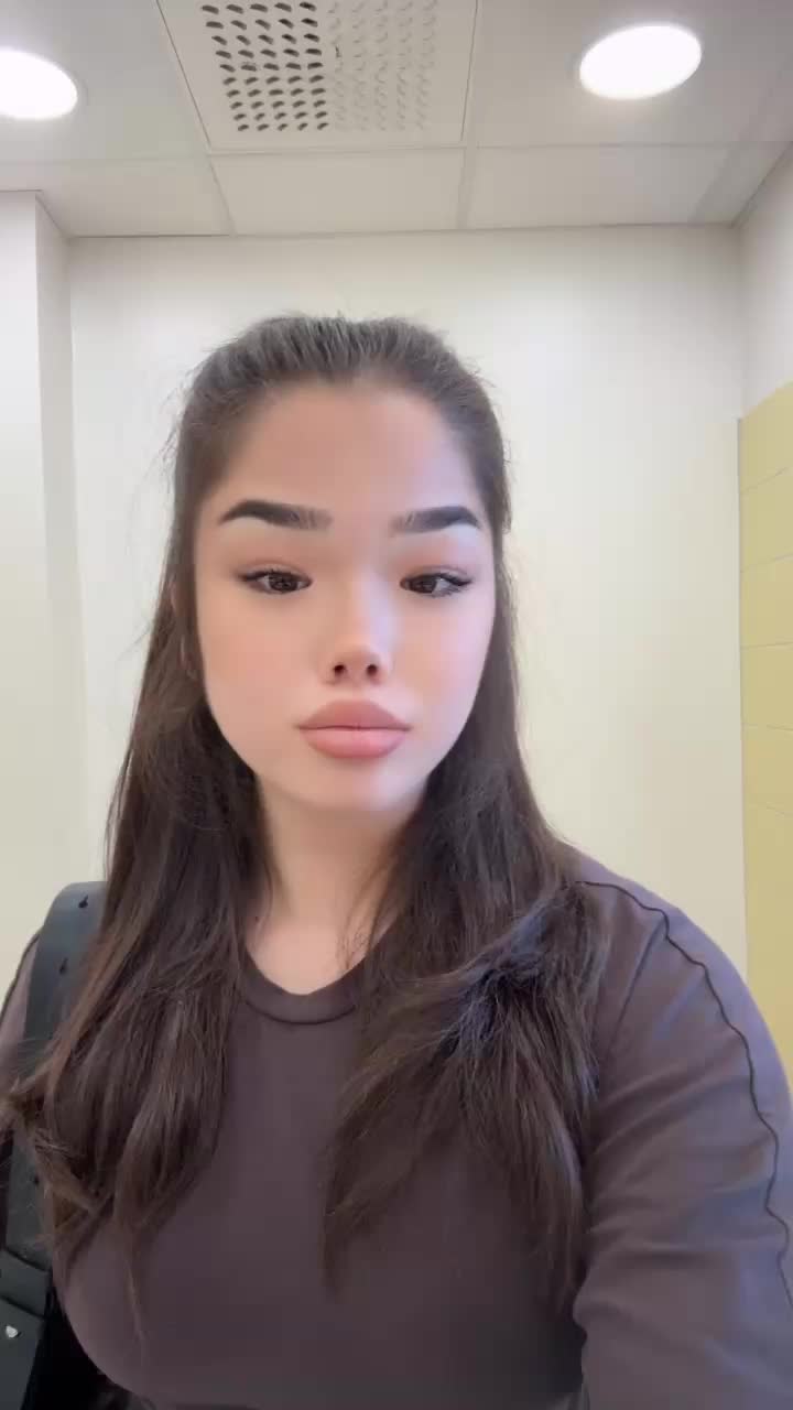 @𝐸🍓