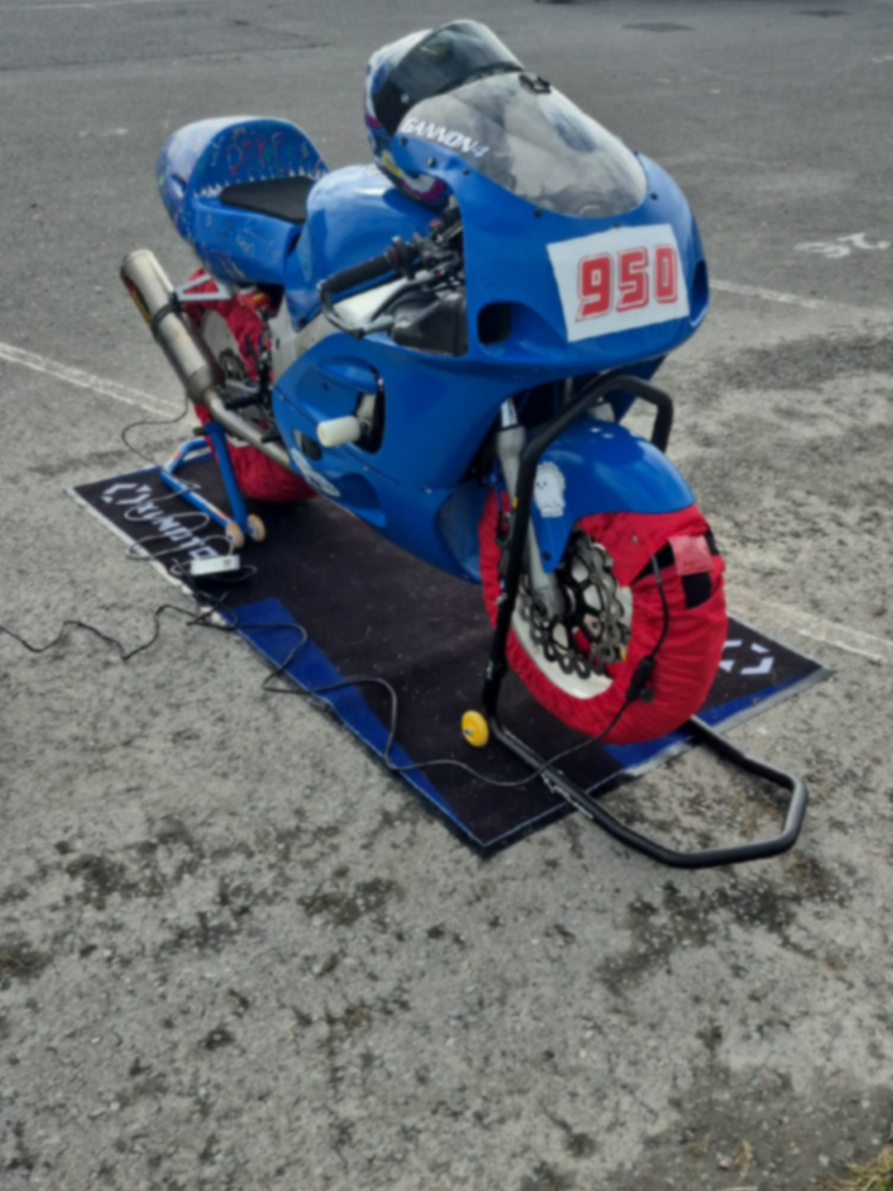 @4 Of A kind Racing