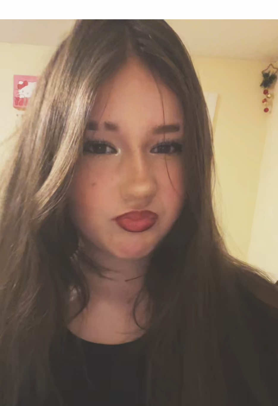 @❦❧𝓮𝓶𝓲𝒍𝔂❦❧