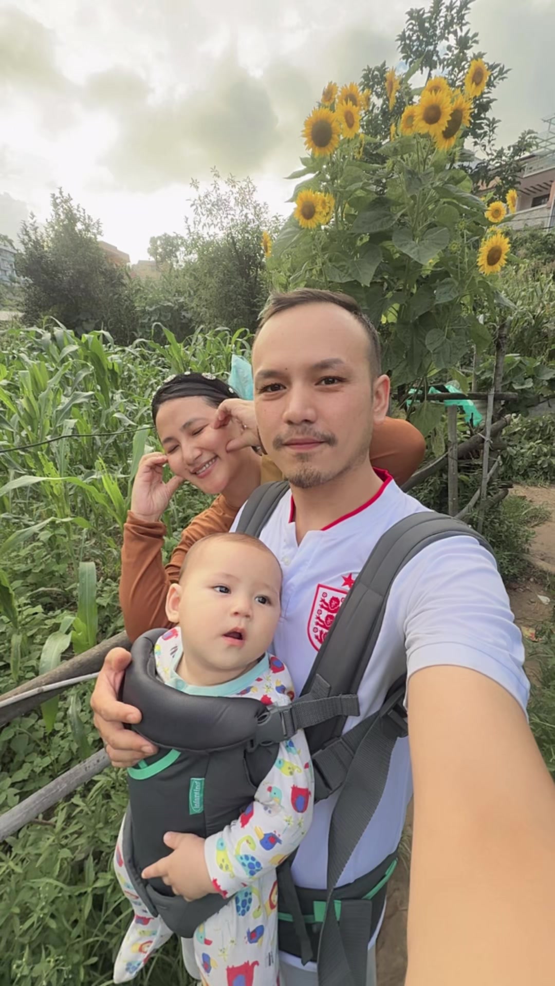 @Zasmine gurung