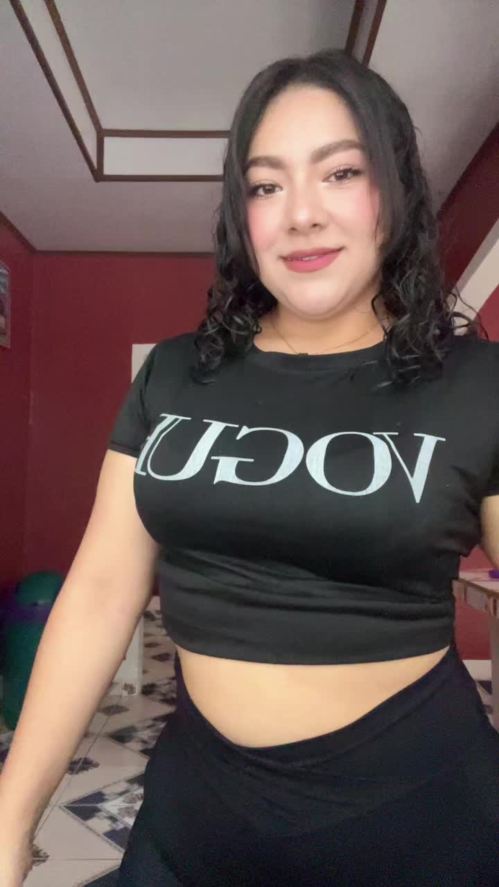 @ERIKA🐈👑🐧