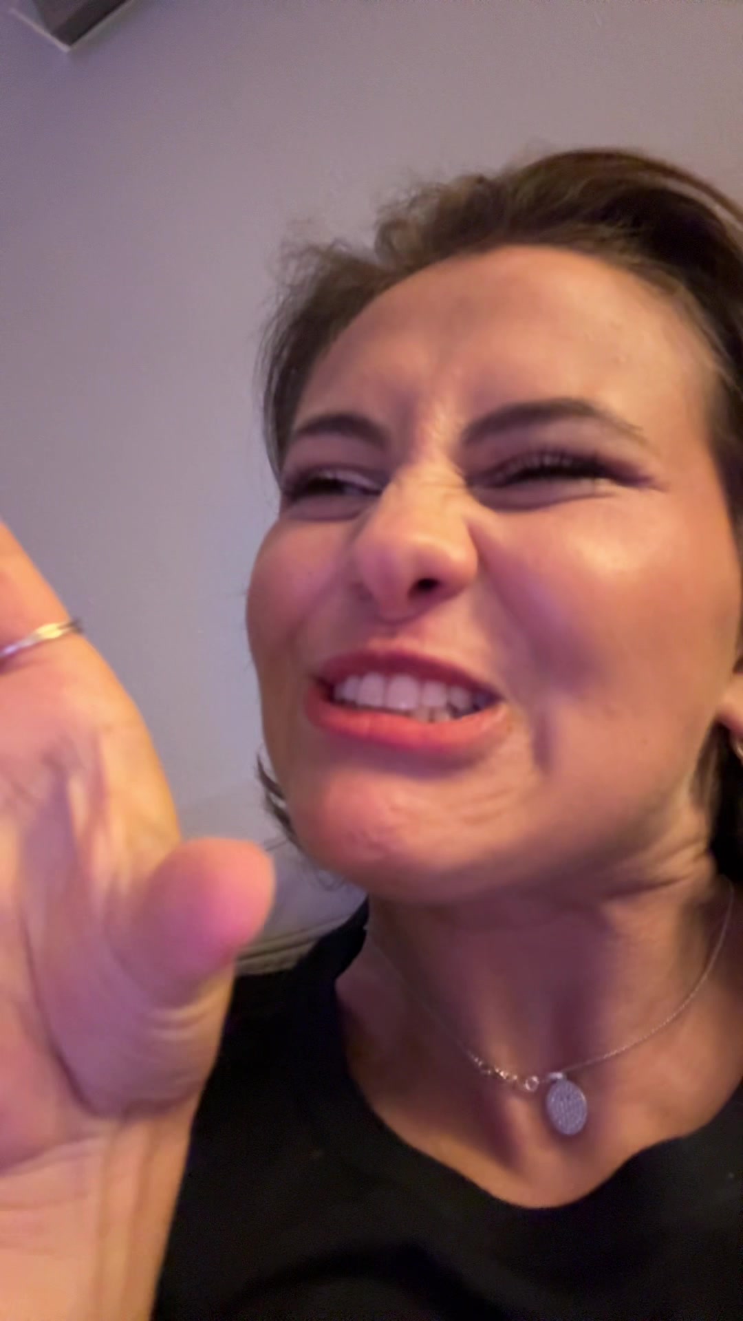 @Elina