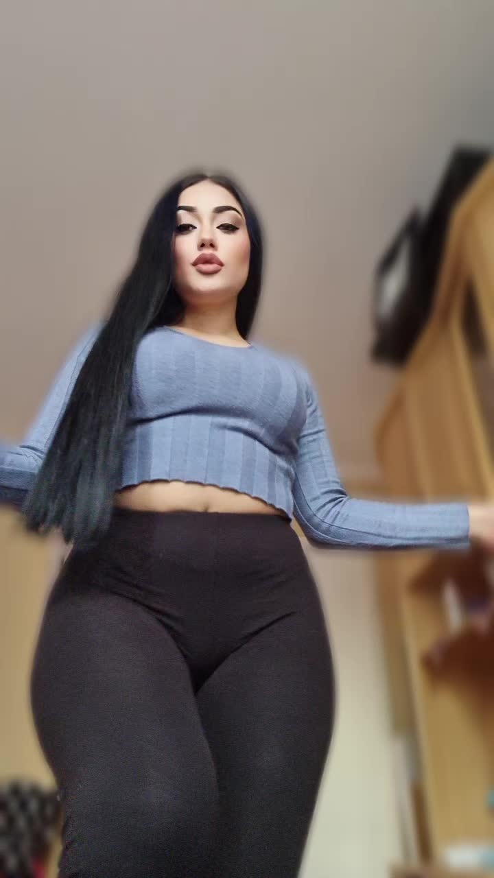 @karlascumpika