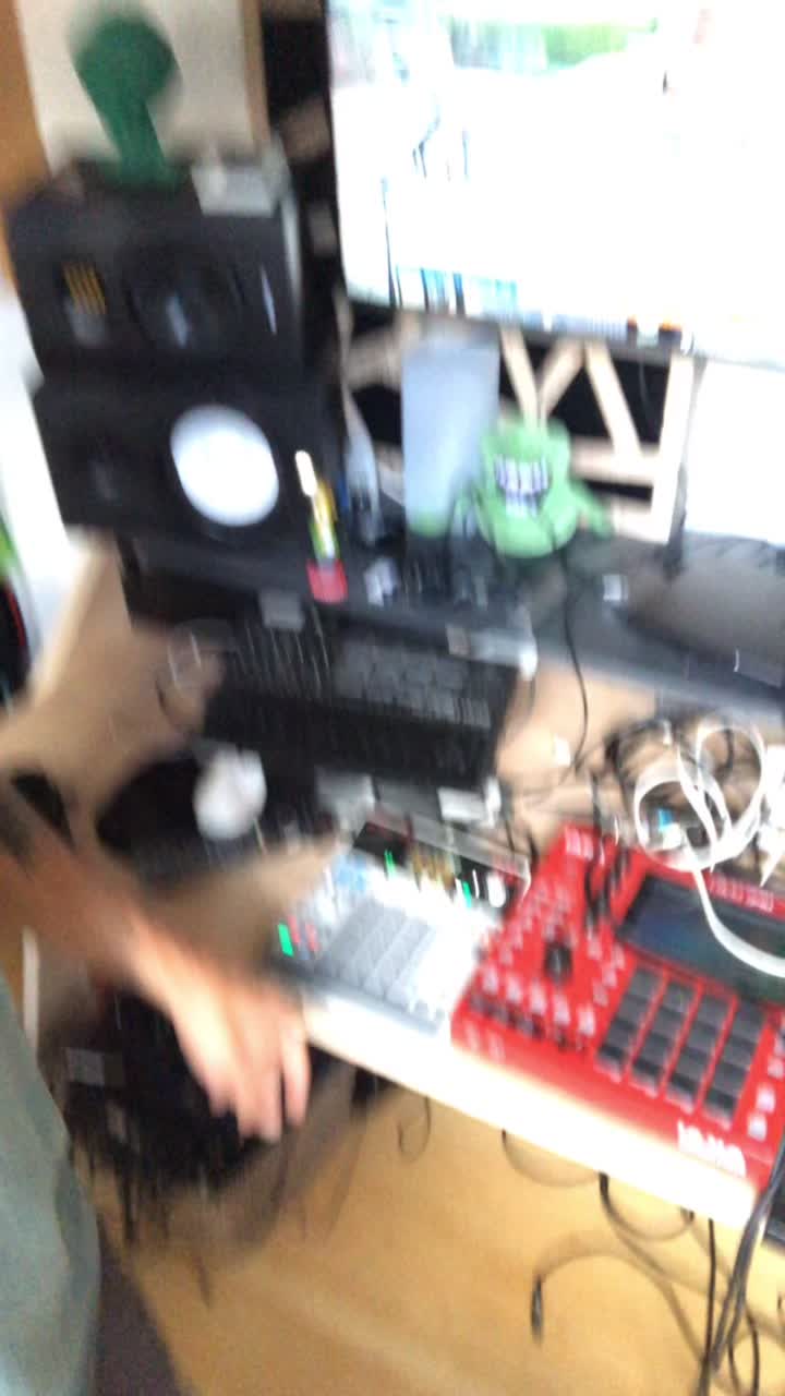 @DJ Dister