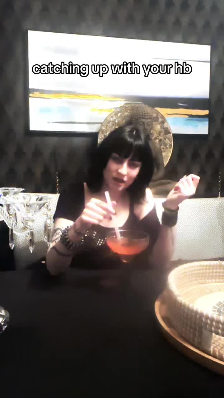 @spookyfruitbat