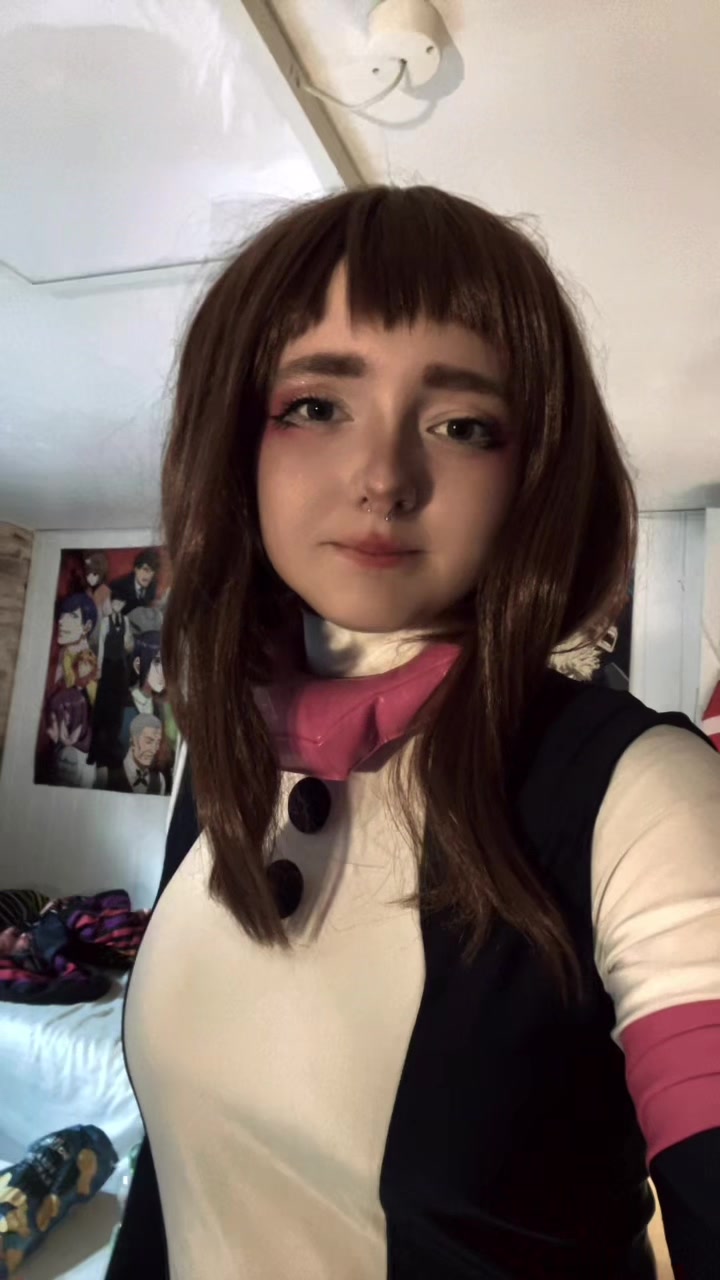 @Cy does cosplays