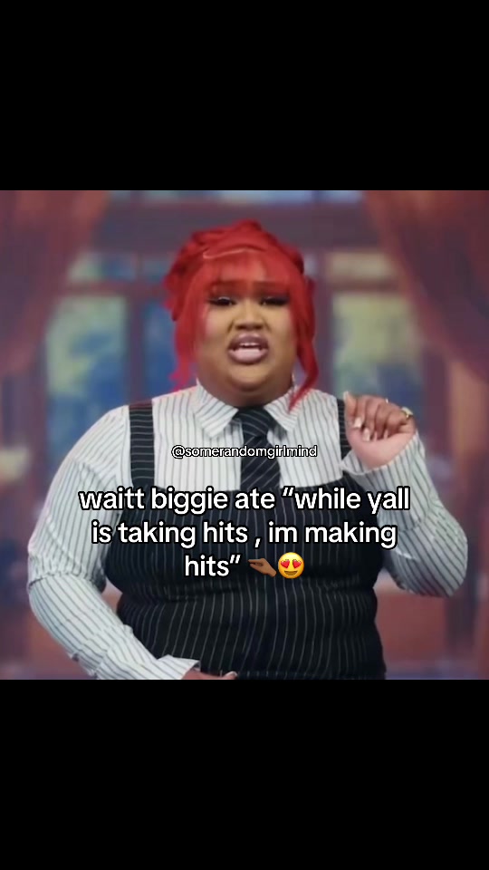 @⃟