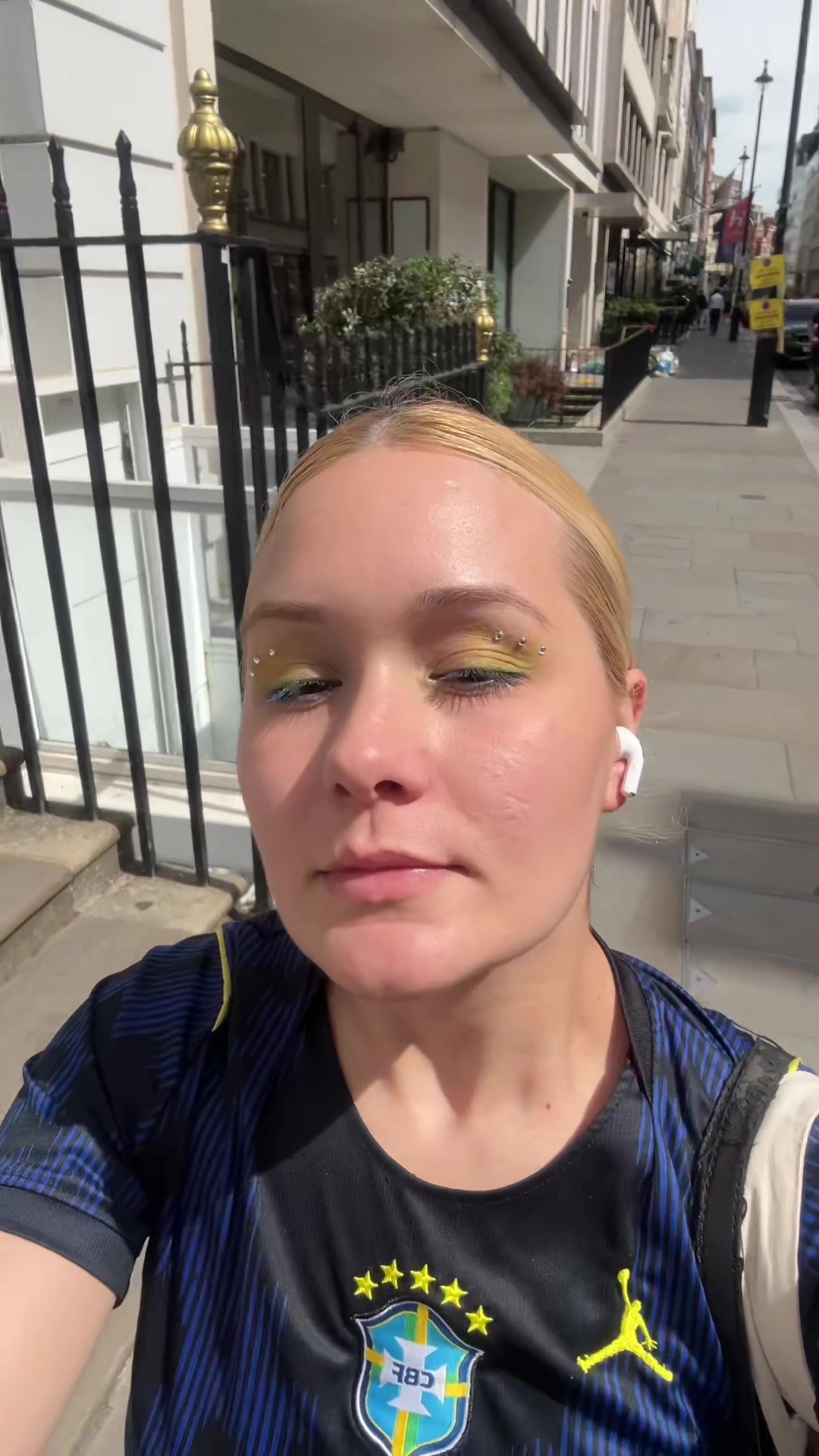 @Laina