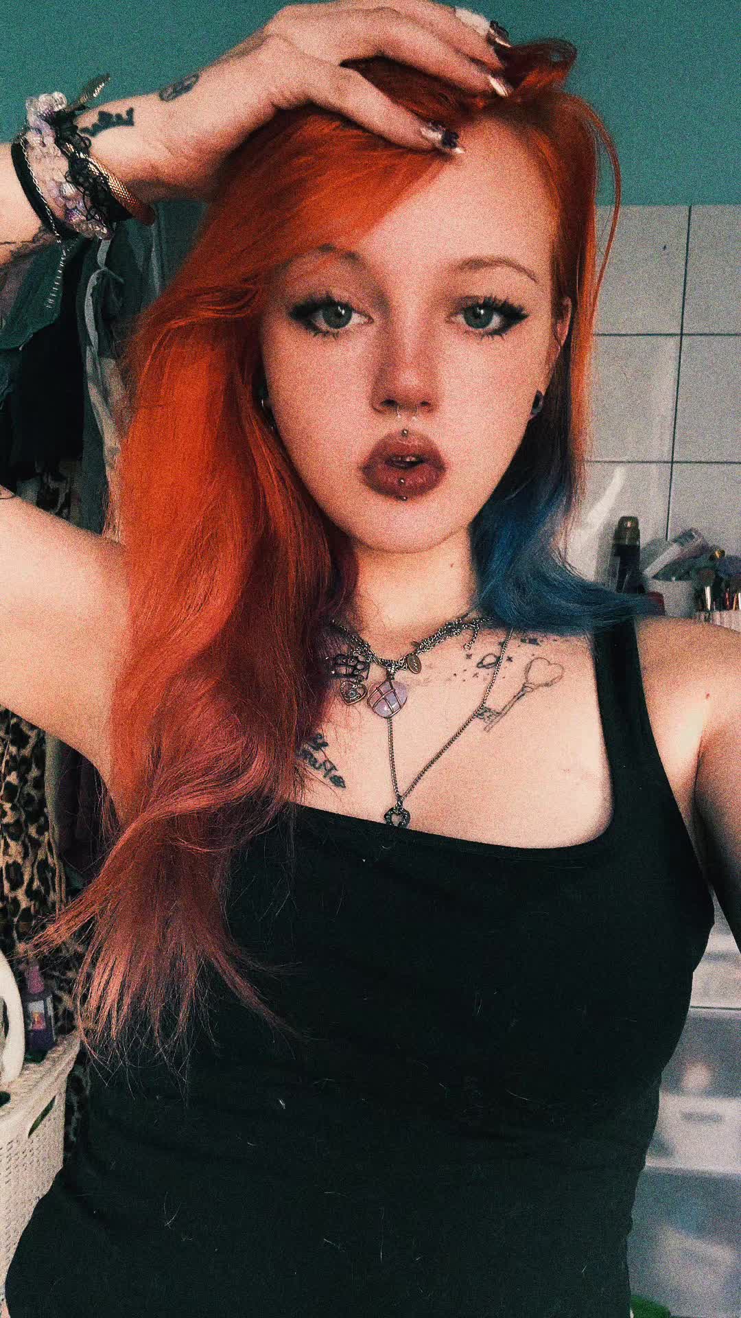 @👽Alien🧪Poison-🧙🏼♀️Witch🌙