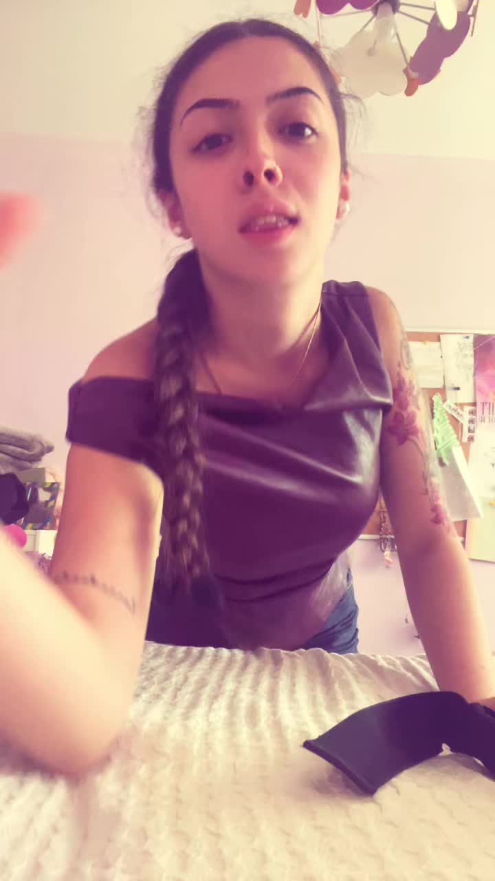 @Janiresanz