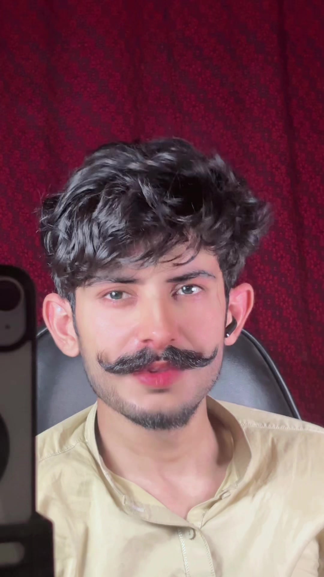 @𝗔𝗱𝗲𝗲𝗯 𝘼𝙛𝙞𝙚