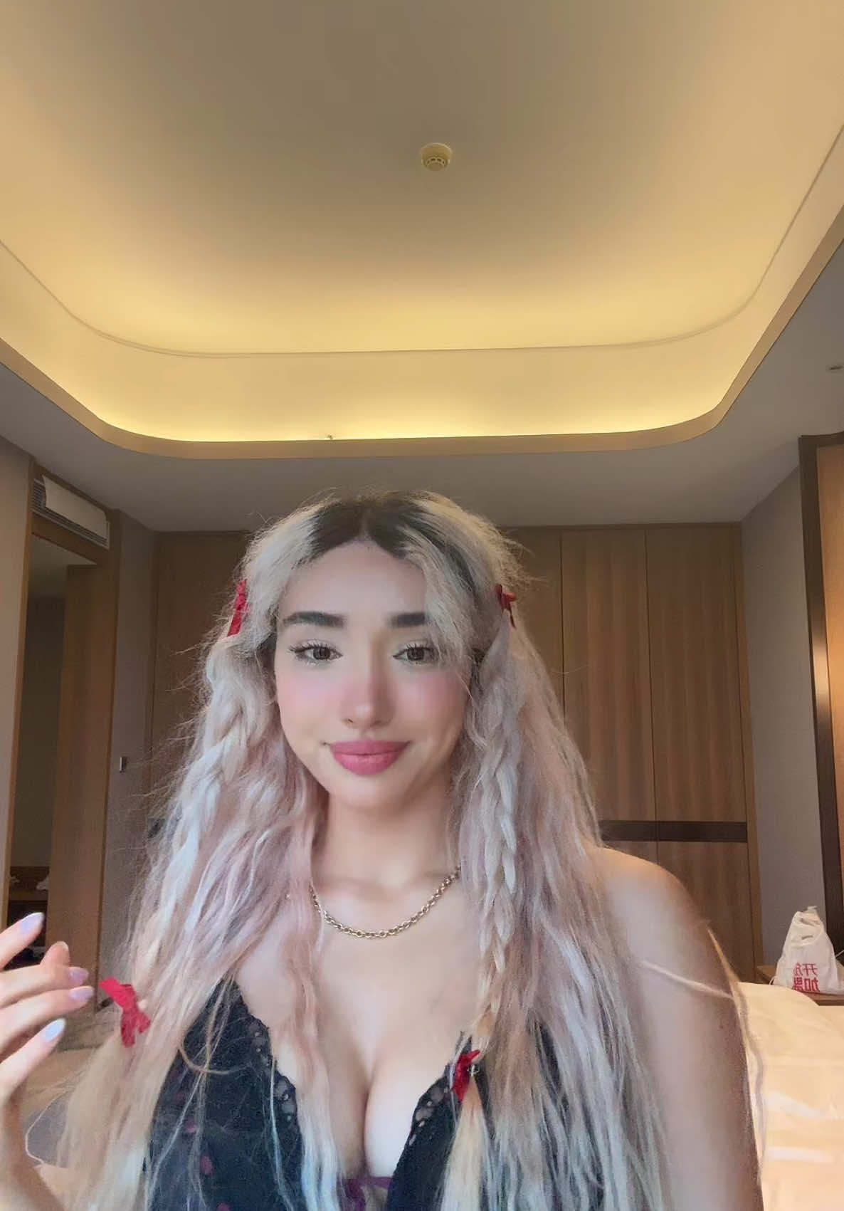 @Kat