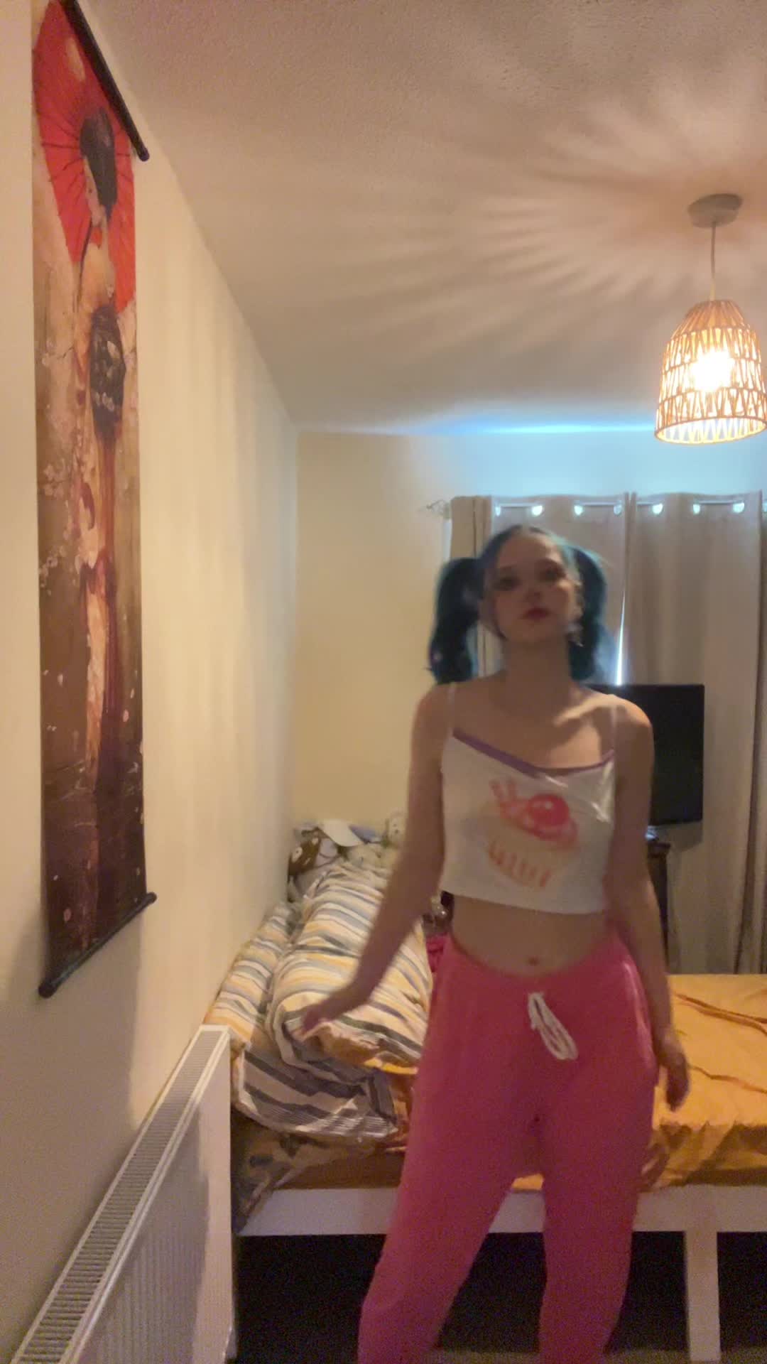 @_jamielee_evans_gee_