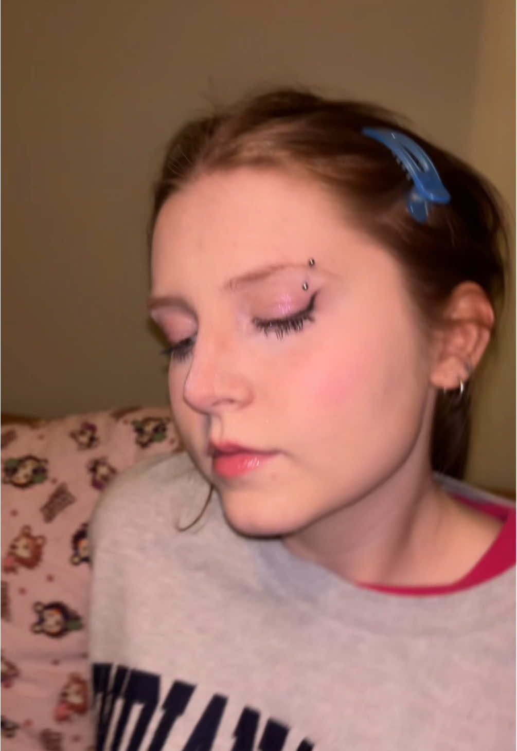 @T