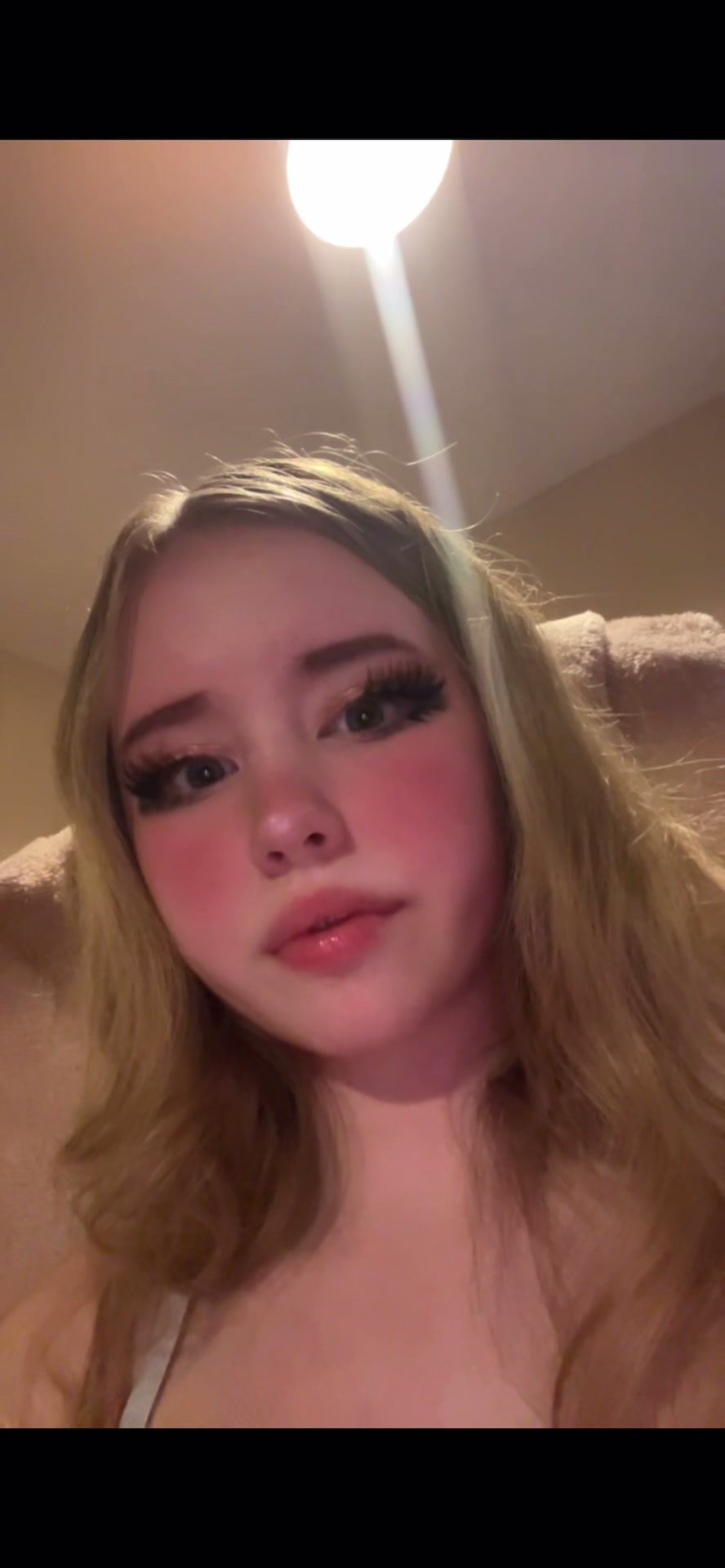 @Bella_love