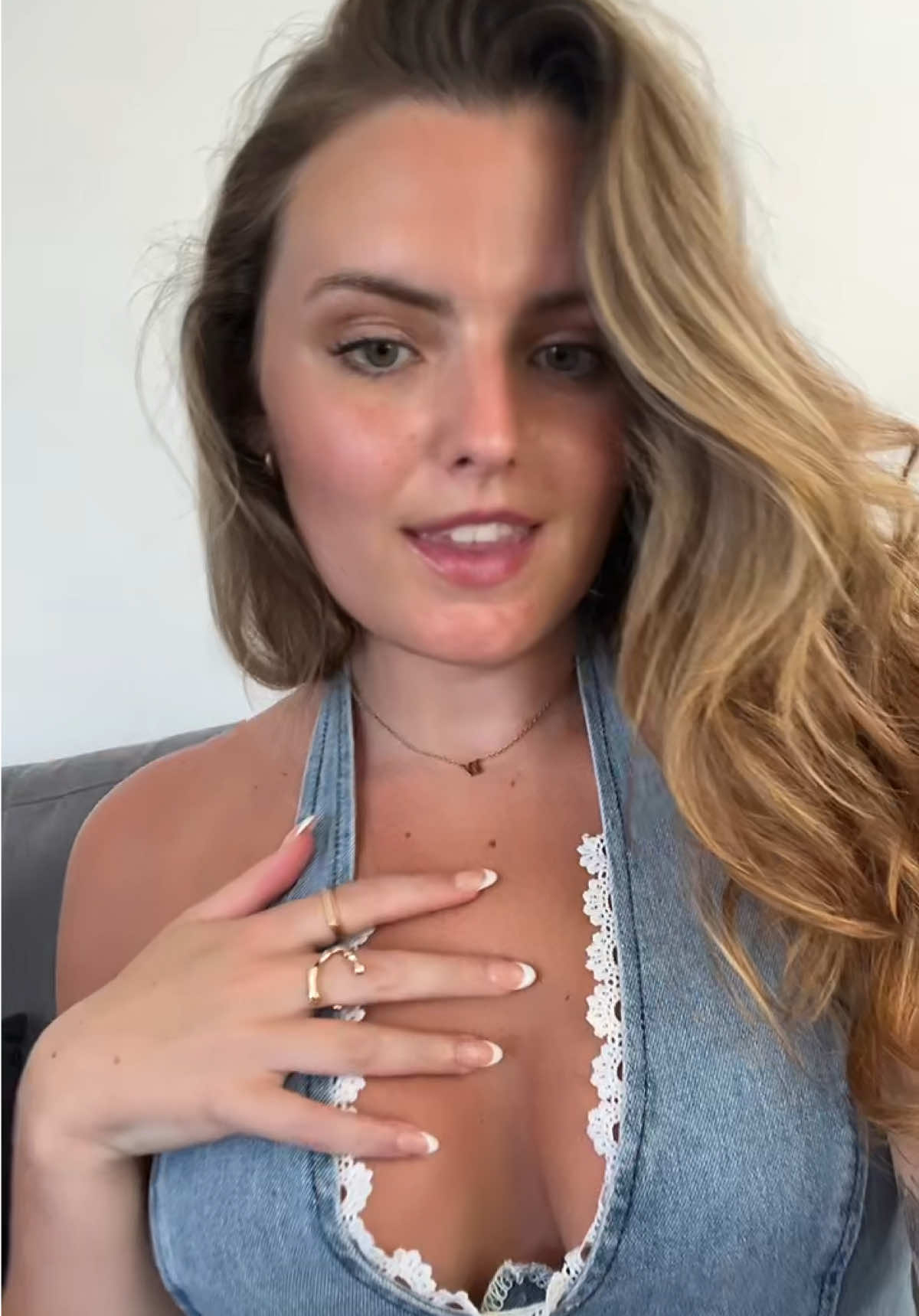 @Lay ash x