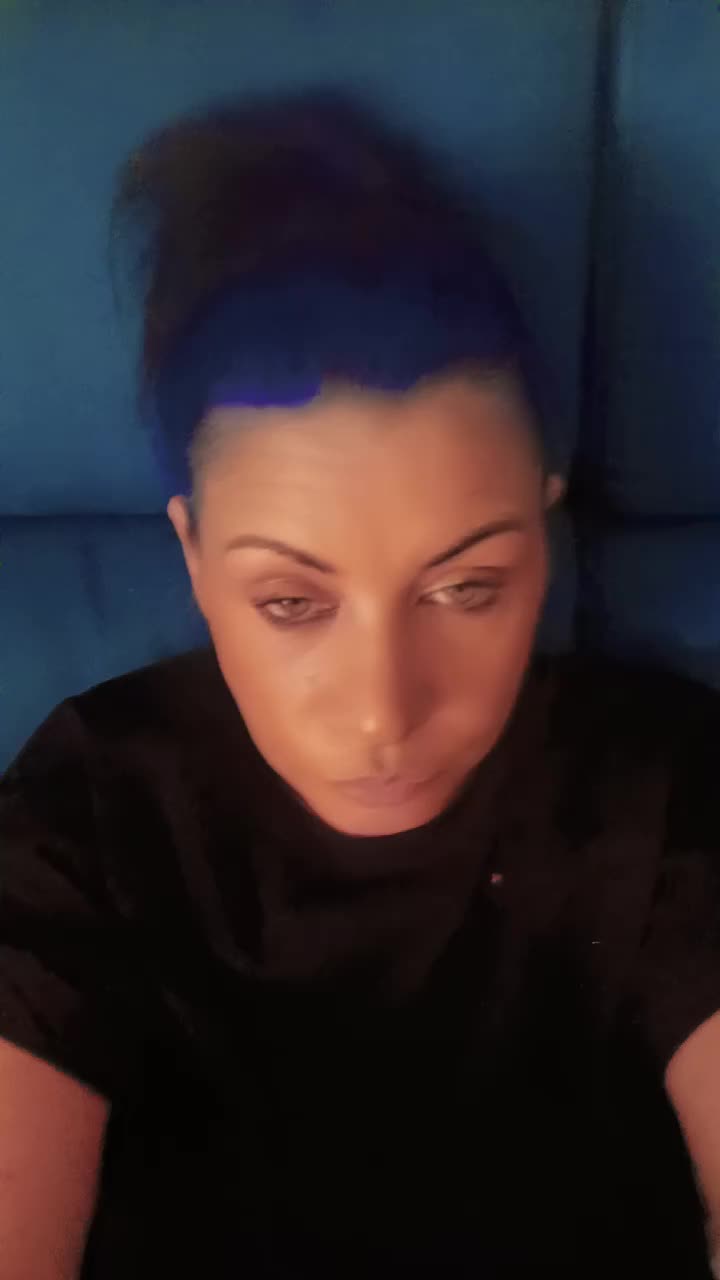 @Elisa Perrone
