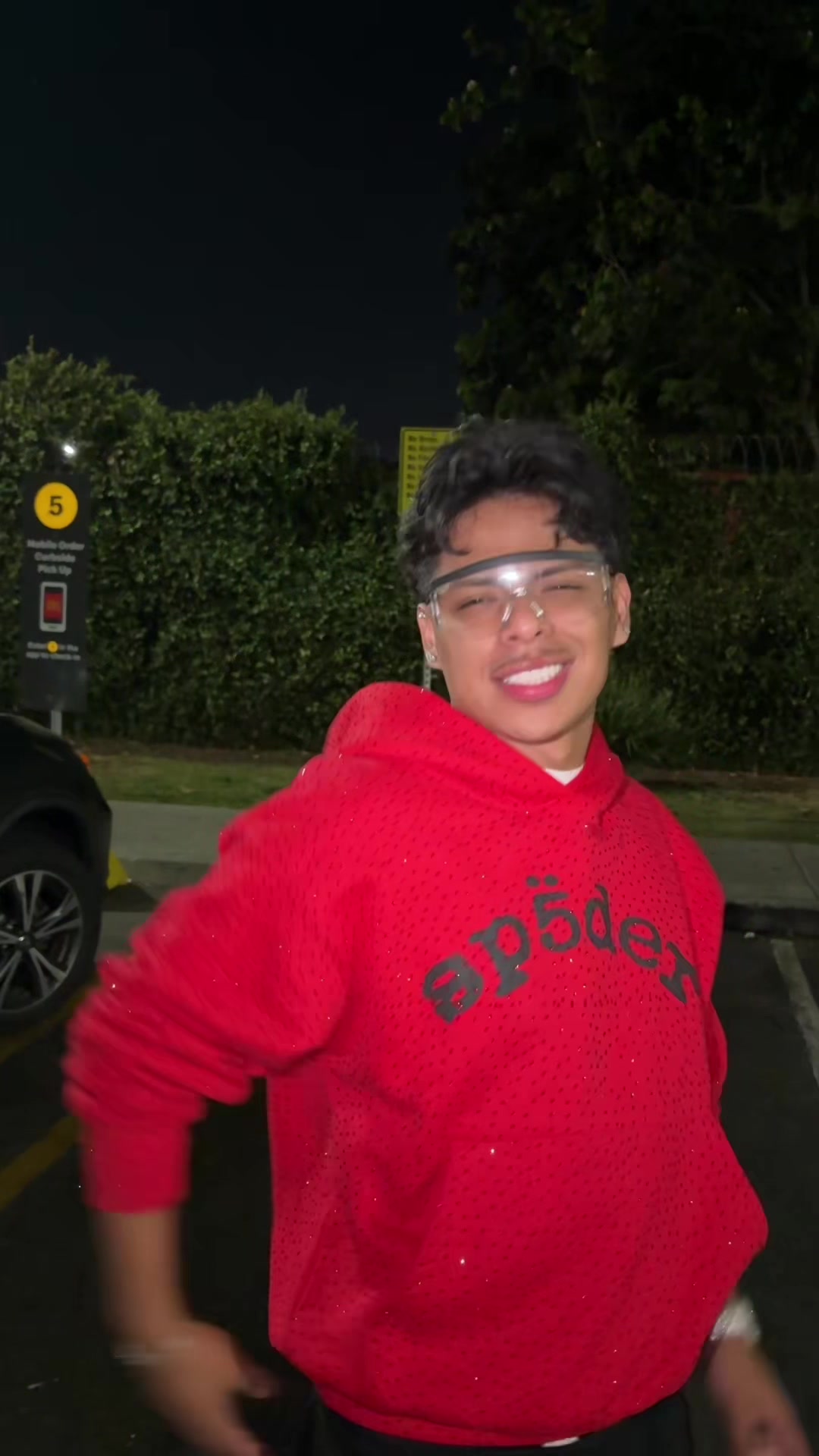 @alexito
