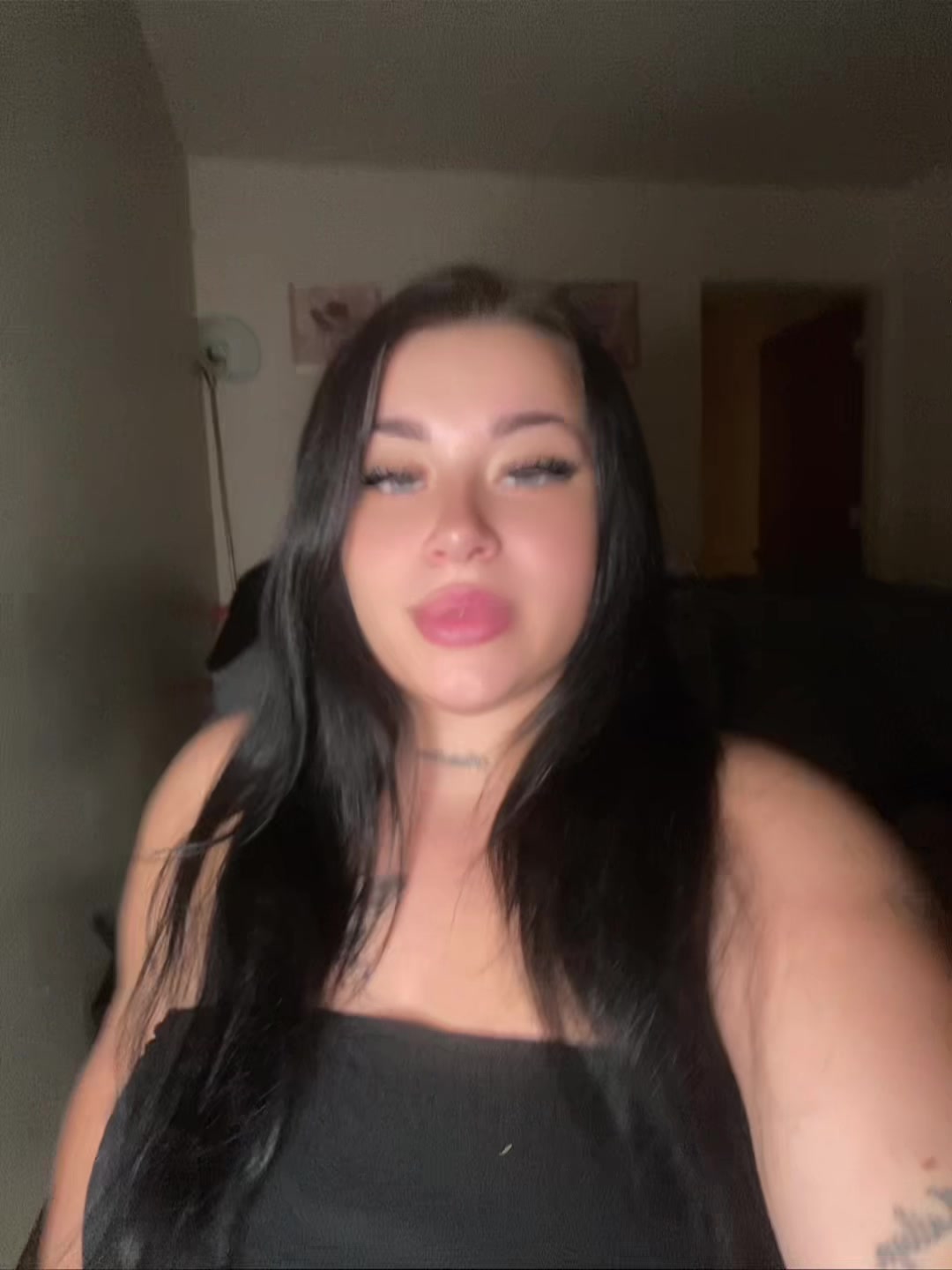 @riahlynn2400