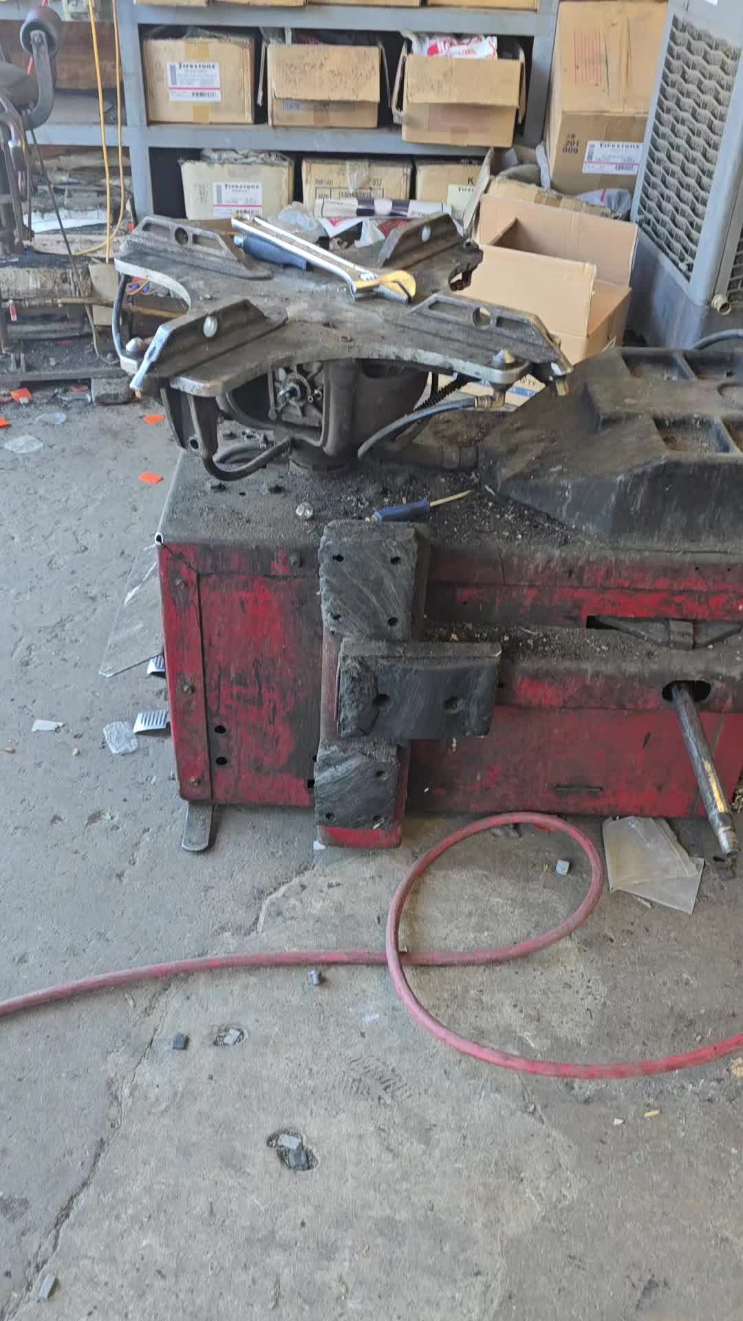 @Bobs Tire Service