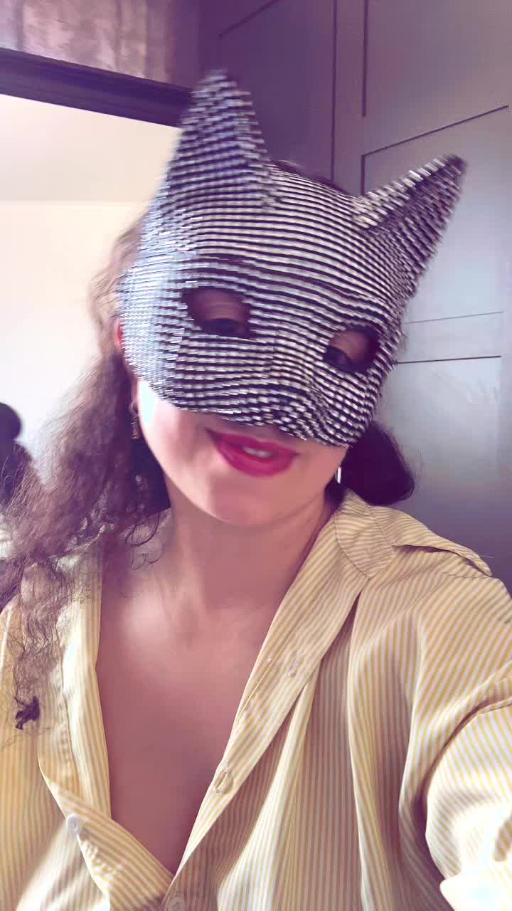 @aveliamoon