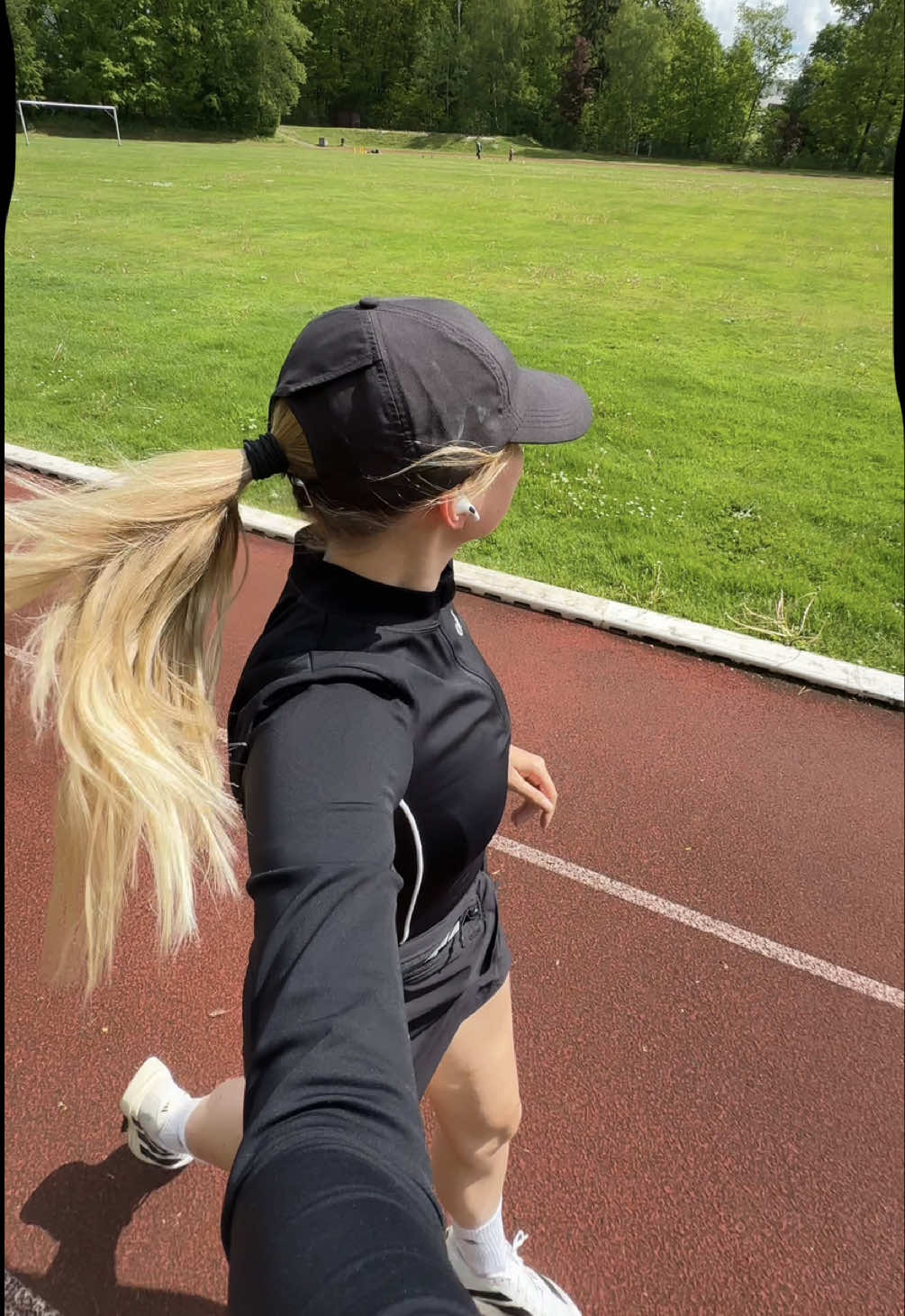 @sportwithelina