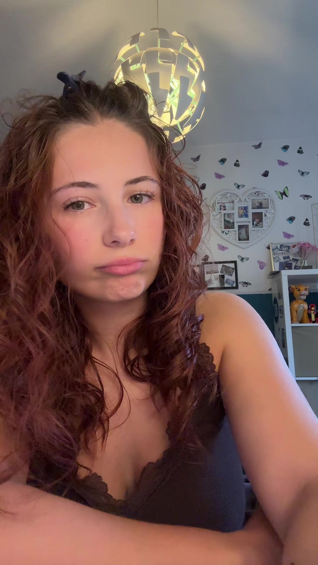 @Lara