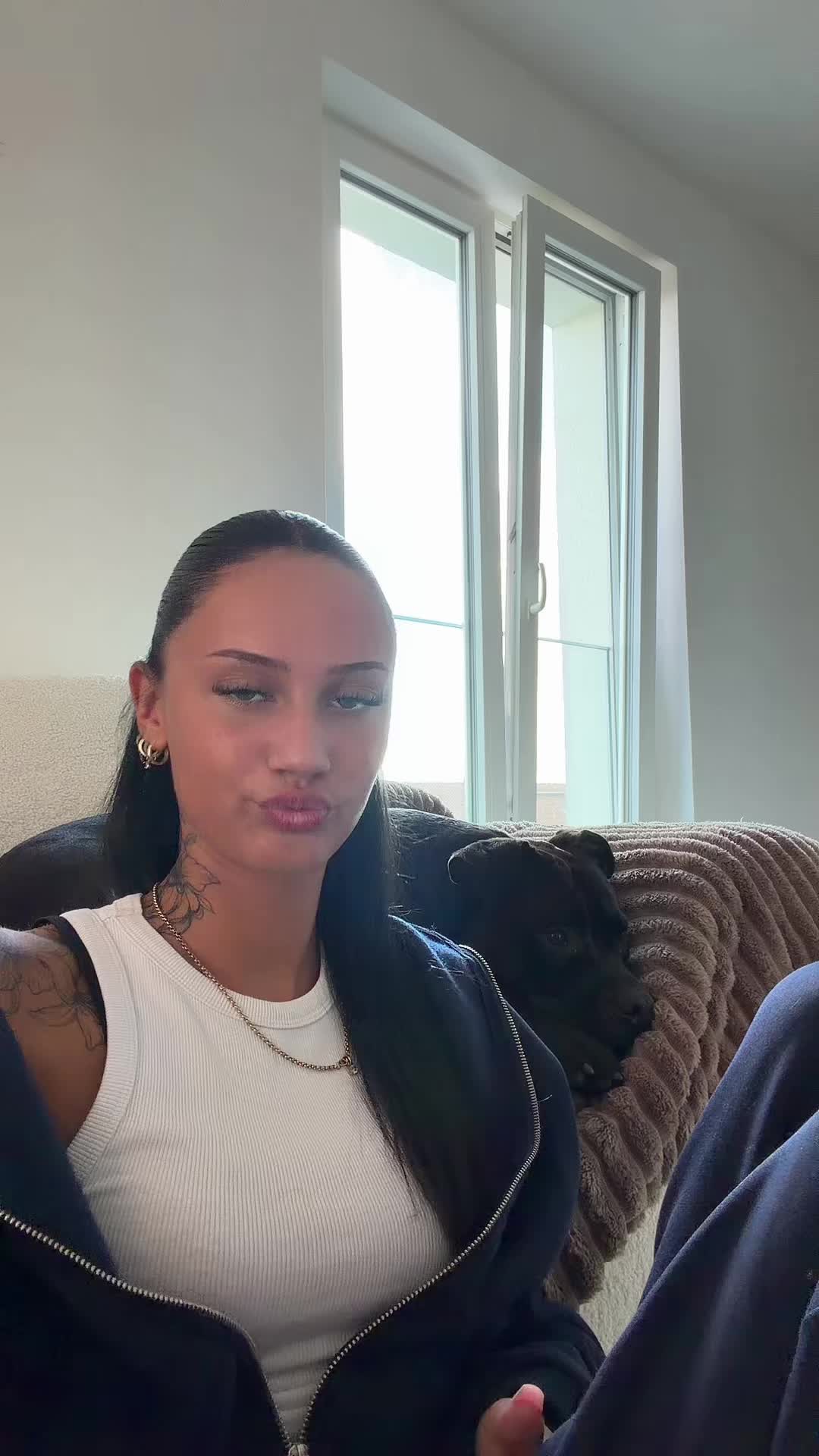 @𝔏𝔬𝔱𝔱𝔦