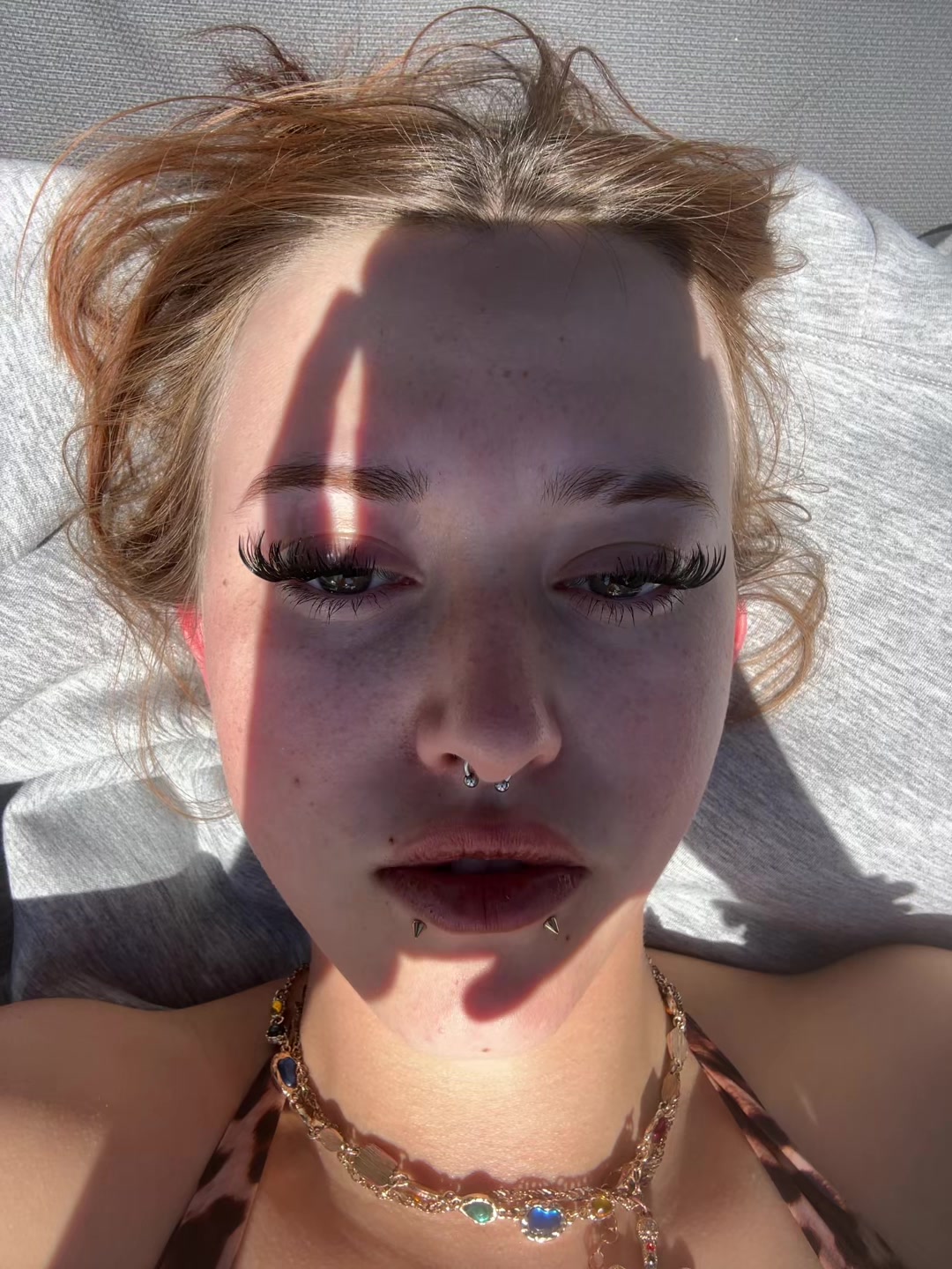 @Lara