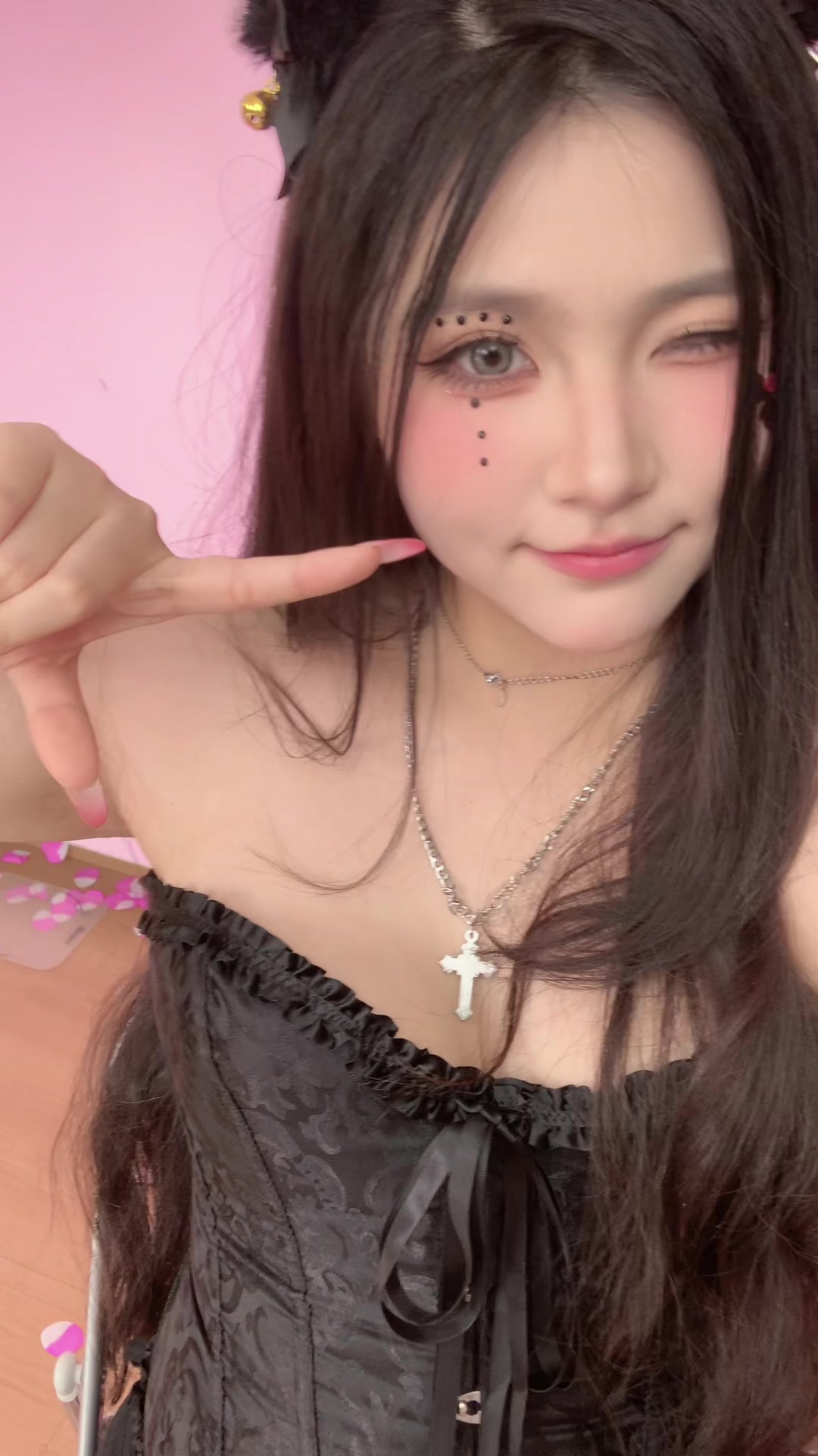 @HHYI