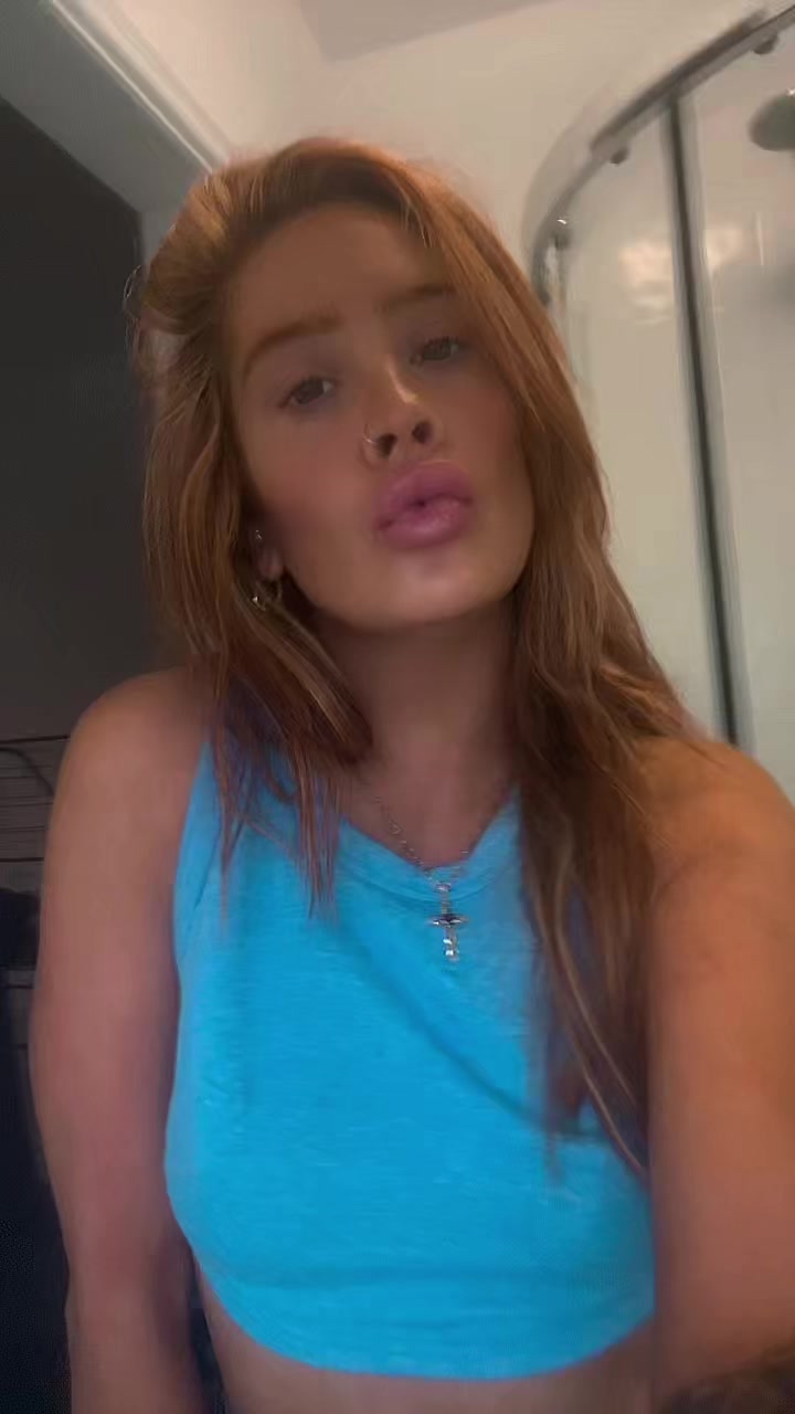 @Roisin🦋