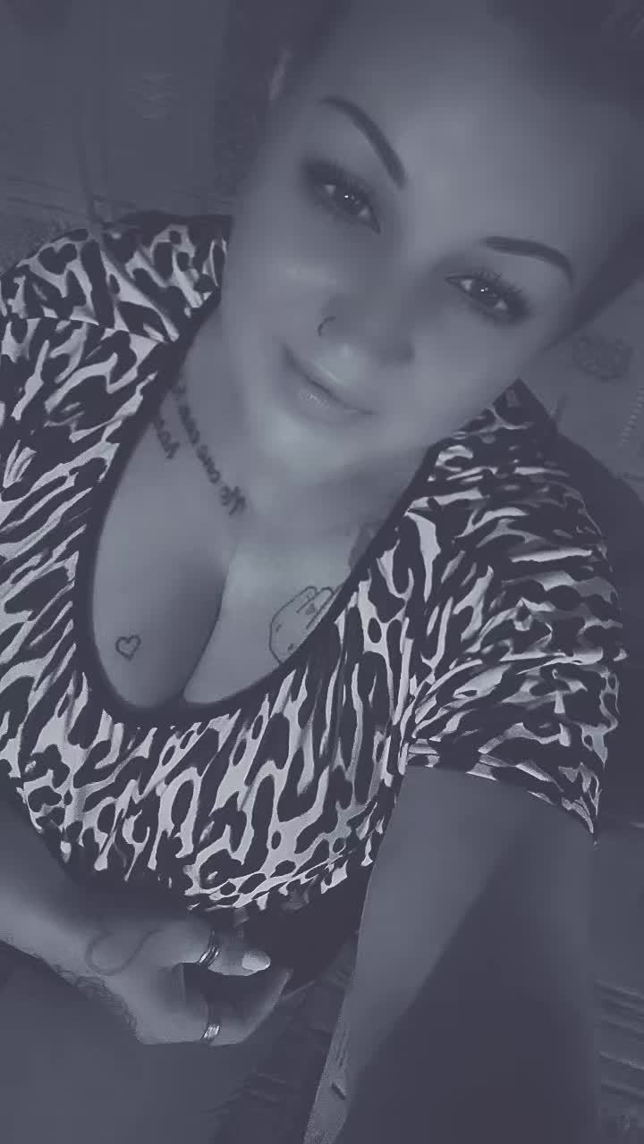 @Szab&oacute; Zsuzsa835