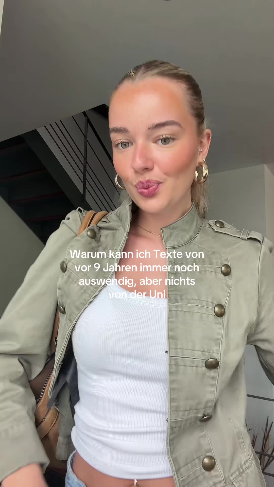 @Lara