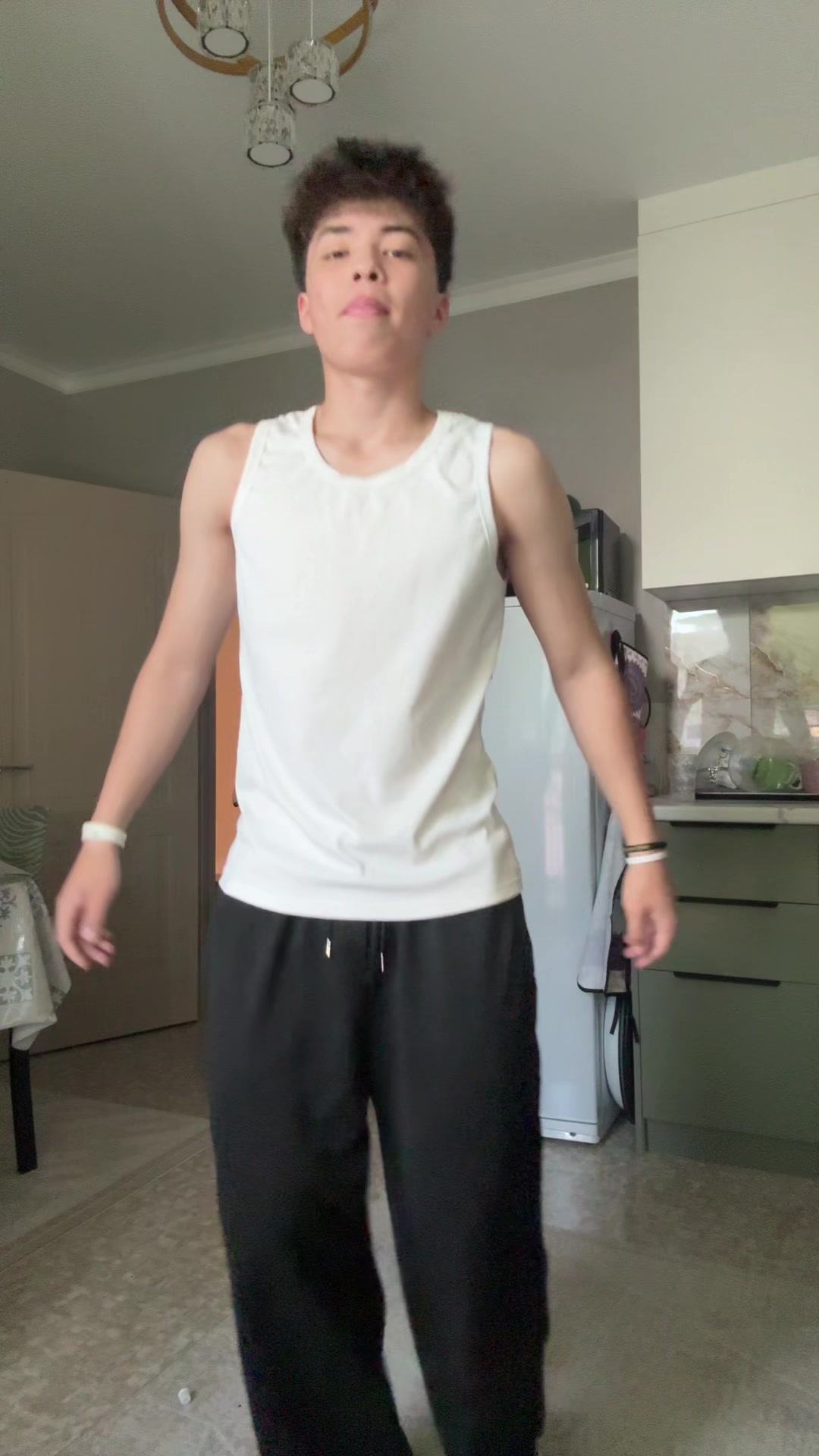 @мадик дэнс🕺🏻