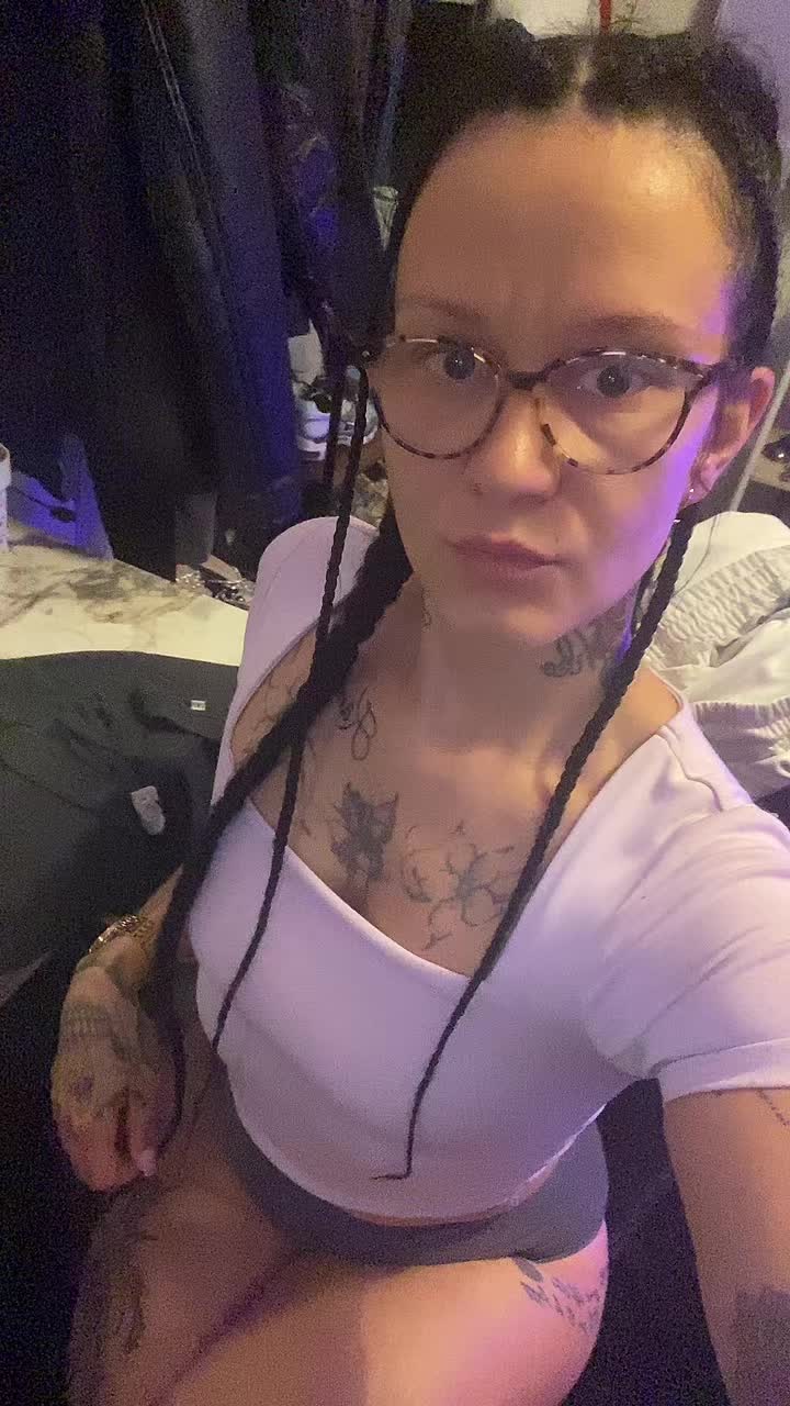 @Nicole199231